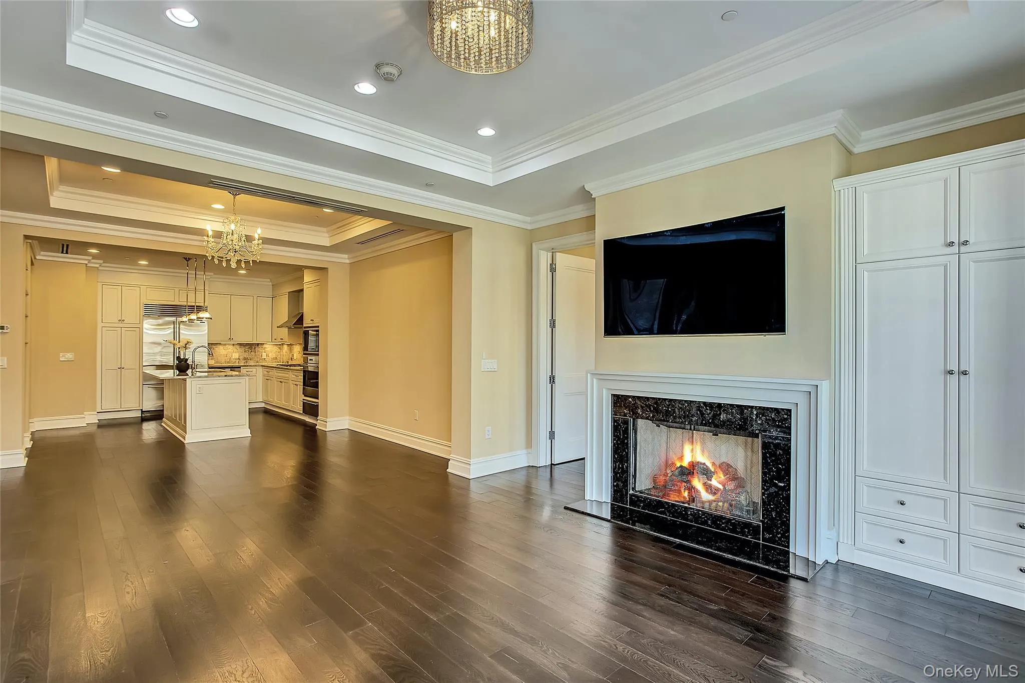 1000 Royal Court, North Hempstead, NY, 2 Bedrooms Bedrooms, 6 Rooms Rooms,2 BathroomsBathrooms,Residential,For Rent,Royal Court,0,1008342 1000 Royal Court, North Hempstead, NY, 2 Bedrooms Bedrooms, 6 Rooms Rooms,2 BathroomsBathrooms,Residential,For Rent,Royal Court,0,1008342