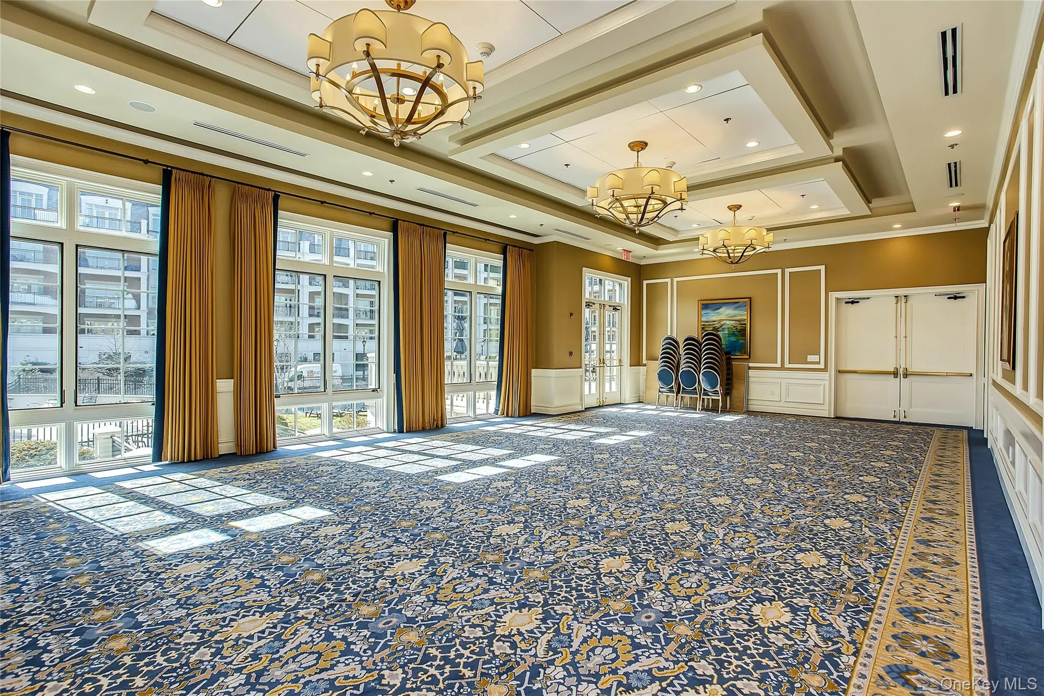 1000 Royal Court, North Hempstead, NY, 2 Bedrooms Bedrooms, 6 Rooms Rooms,2 BathroomsBathrooms,Residential,For Rent,Royal Court,0,1008342 1000 Royal Court, North Hempstead, NY, 2 Bedrooms Bedrooms, 6 Rooms Rooms,2 BathroomsBathrooms,Residential,For Rent,Royal Court,0,1008342