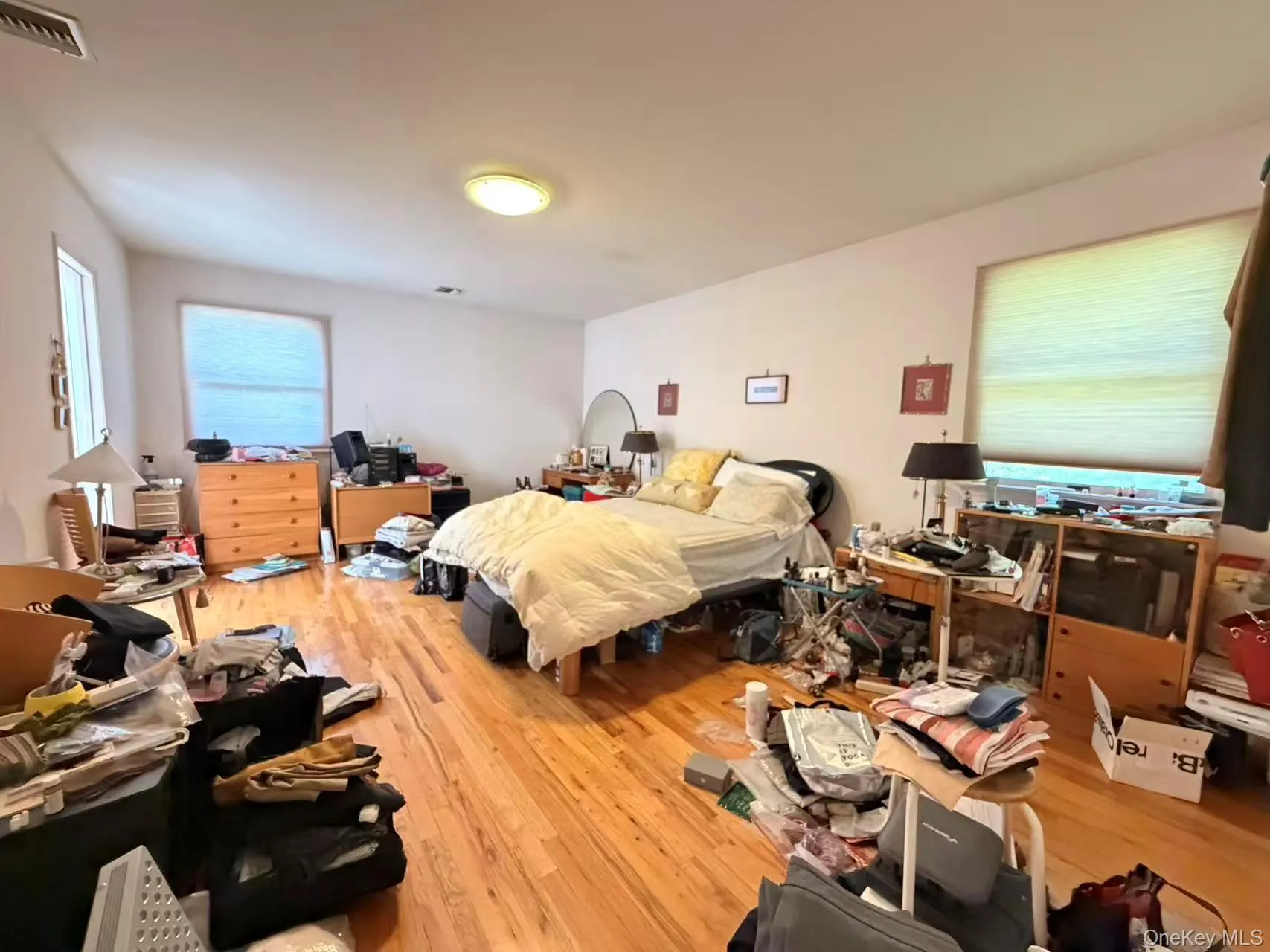 234-17 38th Drive, New York, NY, 4 Bedrooms Bedrooms, 7 Rooms Rooms,3 BathroomsBathrooms,Residential,For Rent,38th,0,1008343 234-17 38th Drive, New York, NY, 4 Bedrooms Bedrooms, 7 Rooms Rooms,3 BathroomsBathrooms,Residential,For Rent,38th,0,1008343