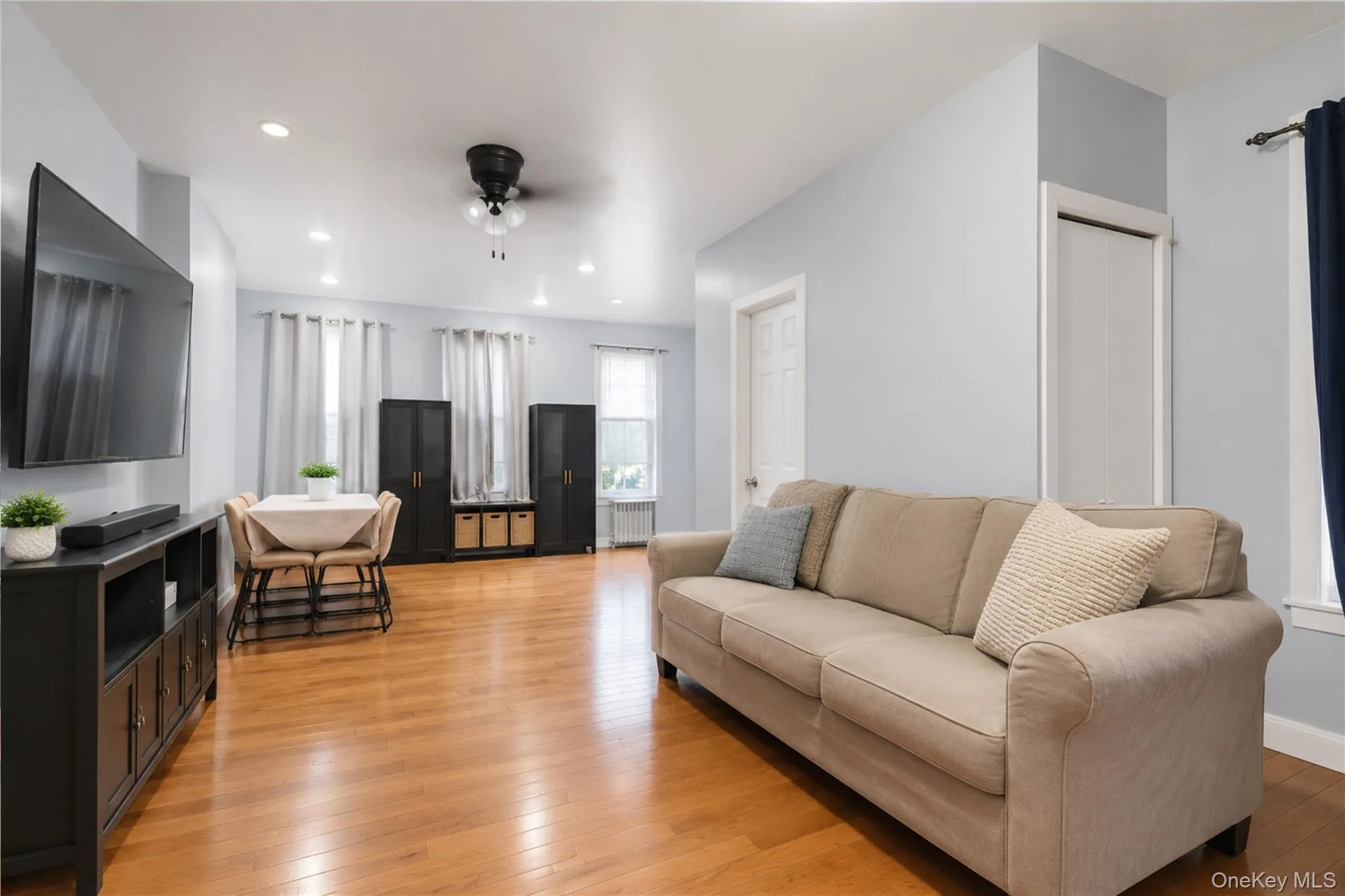 192 Hale Avenue, New York, NY, 8 Bedrooms Bedrooms, 14 Rooms Rooms,3 BathroomsBathrooms,Residential,For Rent,Hale,0,1008344 192 Hale Avenue, New York, NY, 8 Bedrooms Bedrooms, 14 Rooms Rooms,3 BathroomsBathrooms,Residential,For Rent,Hale,0,1008344
