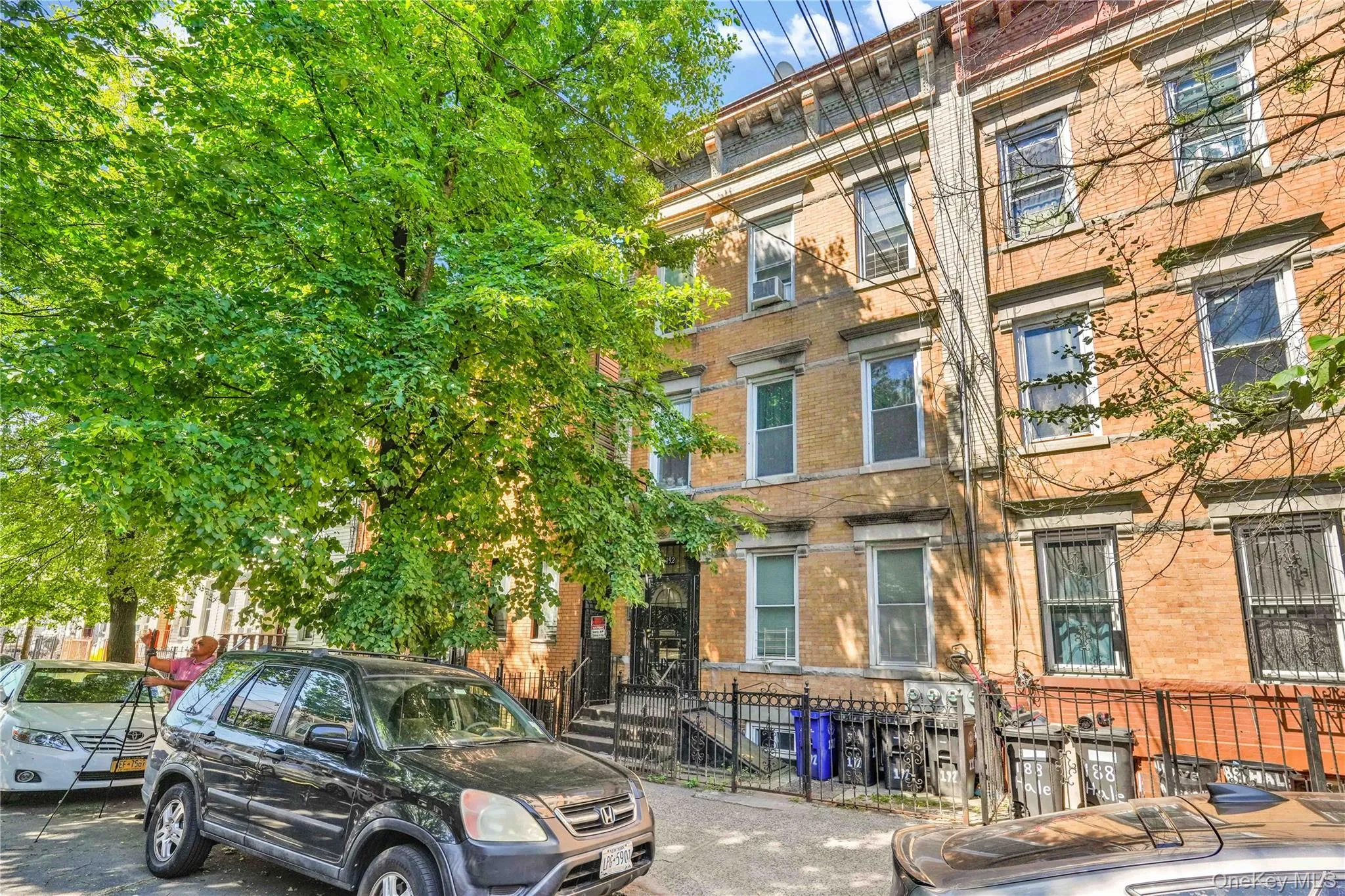 192 Hale Avenue, New York, NY, 8 Bedrooms Bedrooms, 14 Rooms Rooms,3 BathroomsBathrooms,Residential,For Rent,Hale,0,1008344 192 Hale Avenue, New York, NY, 8 Bedrooms Bedrooms, 14 Rooms Rooms,3 BathroomsBathrooms,Residential,For Rent,Hale,0,1008344