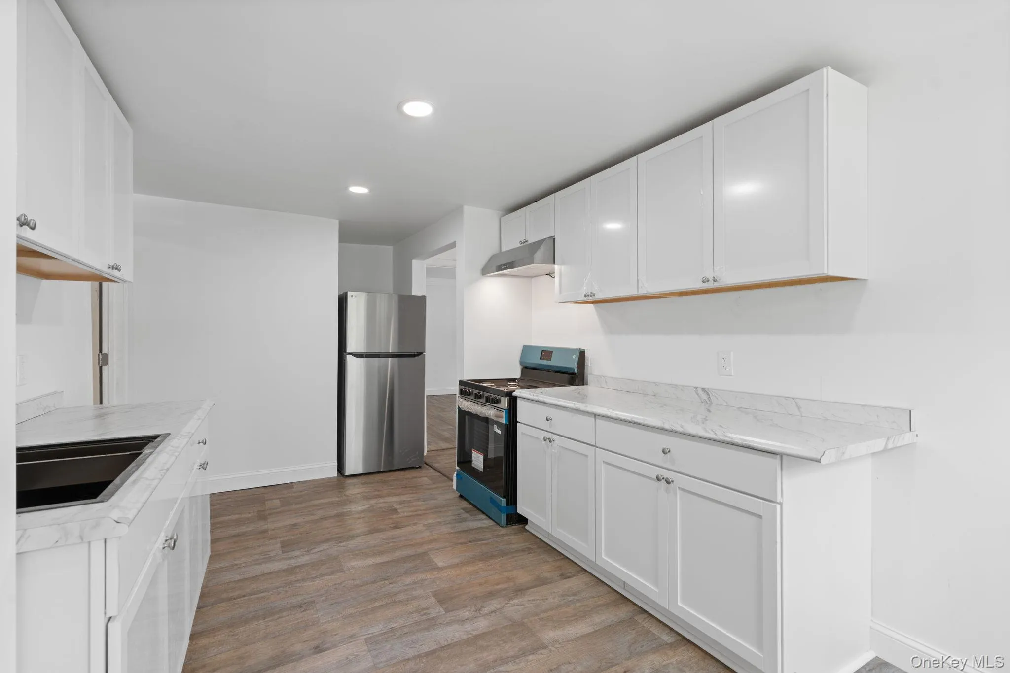 2 Benview Road, Hyde Park, NY, 2 Bedrooms Bedrooms, 4 Rooms Rooms,1 BathroomBathrooms,Residential Lease,For Rent,Benview,0,1008345 2 Benview Road, Hyde Park, NY, 2 Bedrooms Bedrooms, 4 Rooms Rooms,1 BathroomBathrooms,Residential Lease,For Rent,Benview,0,1008345