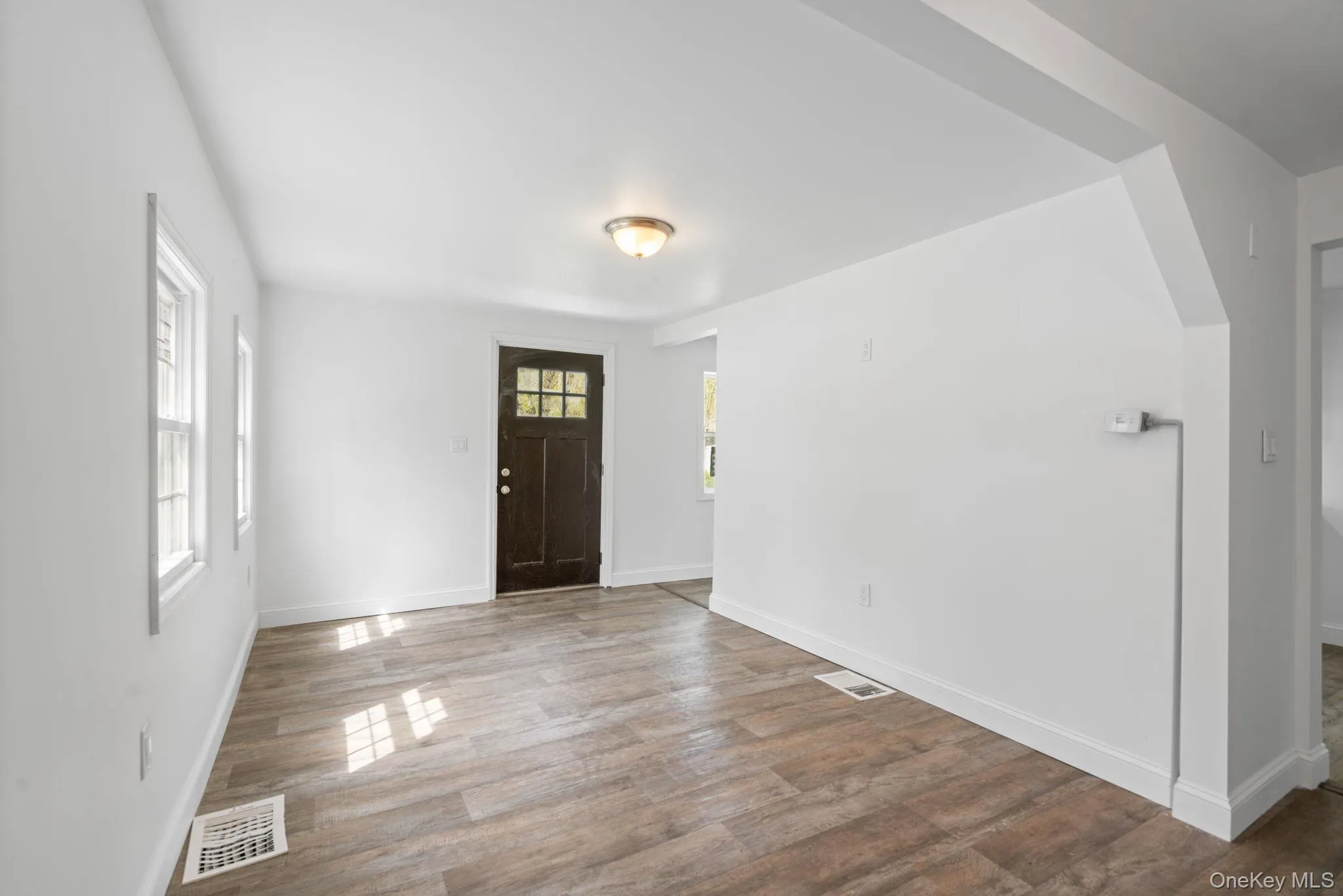 2 Benview Road, Hyde Park, NY, 2 Bedrooms Bedrooms, 4 Rooms Rooms,1 BathroomBathrooms,Residential Lease,For Rent,Benview,0,1008345 2 Benview Road, Hyde Park, NY, 2 Bedrooms Bedrooms, 4 Rooms Rooms,1 BathroomBathrooms,Residential Lease,For Rent,Benview,0,1008345