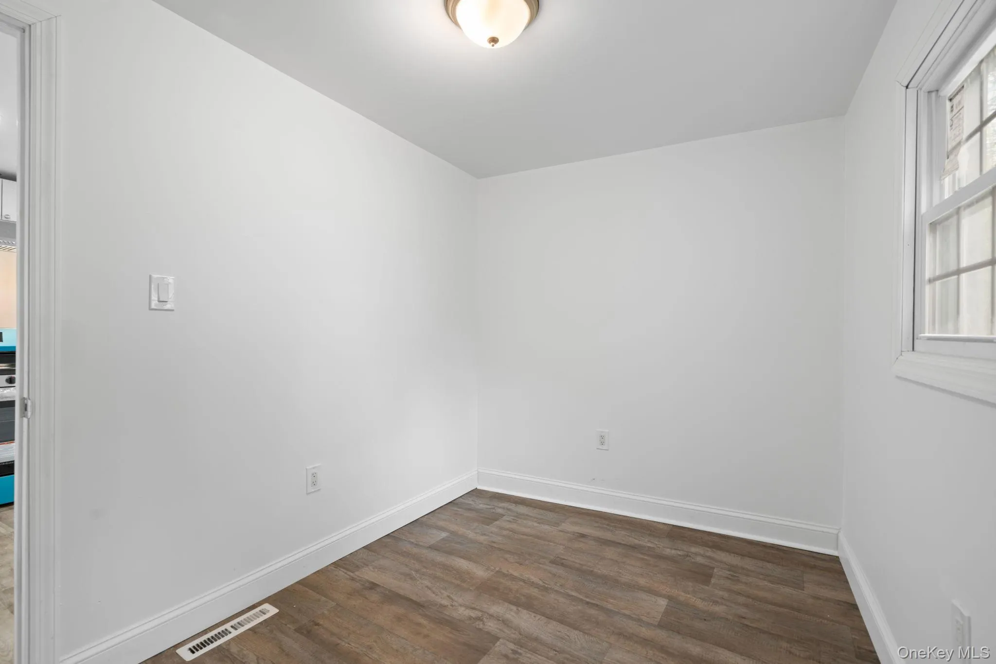 2 Benview Road, Hyde Park, NY, 2 Bedrooms Bedrooms, 4 Rooms Rooms,1 BathroomBathrooms,Residential Lease,For Rent,Benview,0,1008345 2 Benview Road, Hyde Park, NY, 2 Bedrooms Bedrooms, 4 Rooms Rooms,1 BathroomBathrooms,Residential Lease,For Rent,Benview,0,1008345