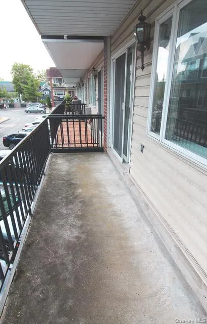 112 Atlantic Avenue, Hempstead, NY, 2 Bedrooms Bedrooms, 5 Rooms Rooms,1 BathroomBathrooms,Residential Lease,For Rent,Atlantic,0,1008347 112 Atlantic Avenue, Hempstead, NY, 2 Bedrooms Bedrooms, 5 Rooms Rooms,1 BathroomBathrooms,Residential Lease,For Rent,Atlantic,0,1008347