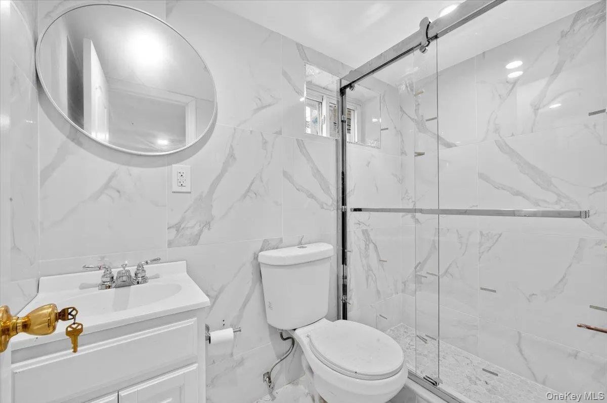 14549 115th Avenue, New York, NY, 4 Bedrooms Bedrooms, 4 Rooms Rooms,3 BathroomsBathrooms,Residential,For Rent,115th,0,1008348 14549 115th Avenue, New York, NY, 4 Bedrooms Bedrooms, 4 Rooms Rooms,3 BathroomsBathrooms,Residential,For Rent,115th,0,1008348