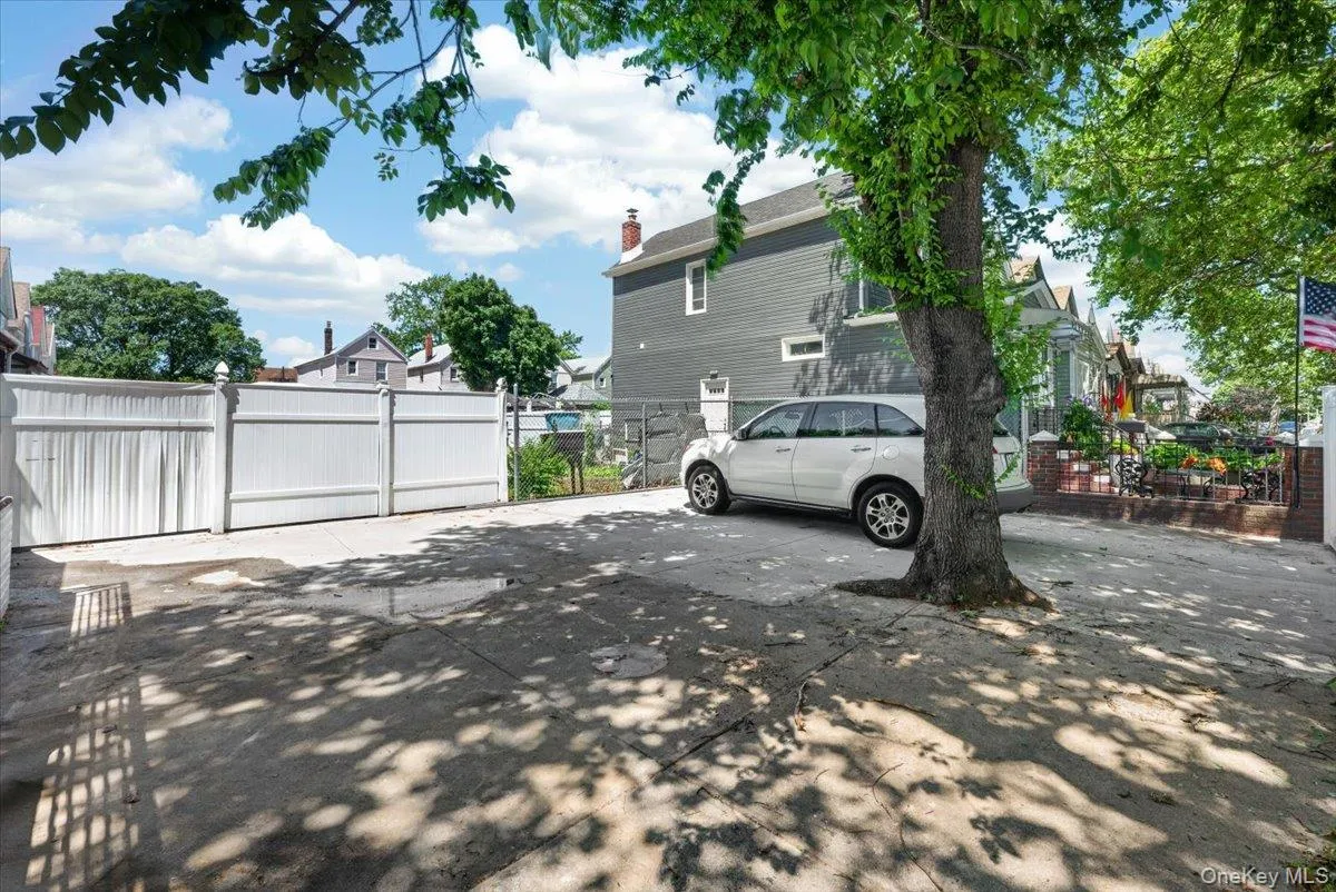 14549 115th Avenue, New York, NY, 4 Bedrooms Bedrooms, 4 Rooms Rooms,3 BathroomsBathrooms,Residential,For Rent,115th,0,1008348 14549 115th Avenue, New York, NY, 4 Bedrooms Bedrooms, 4 Rooms Rooms,3 BathroomsBathrooms,Residential,For Rent,115th,0,1008348