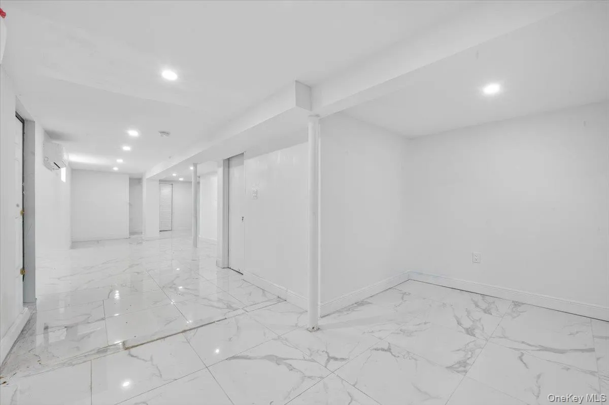 14549 115th Avenue, New York, NY, 4 Bedrooms Bedrooms, 4 Rooms Rooms,3 BathroomsBathrooms,Residential,For Rent,115th,0,1008348 14549 115th Avenue, New York, NY, 4 Bedrooms Bedrooms, 4 Rooms Rooms,3 BathroomsBathrooms,Residential,For Rent,115th,0,1008348