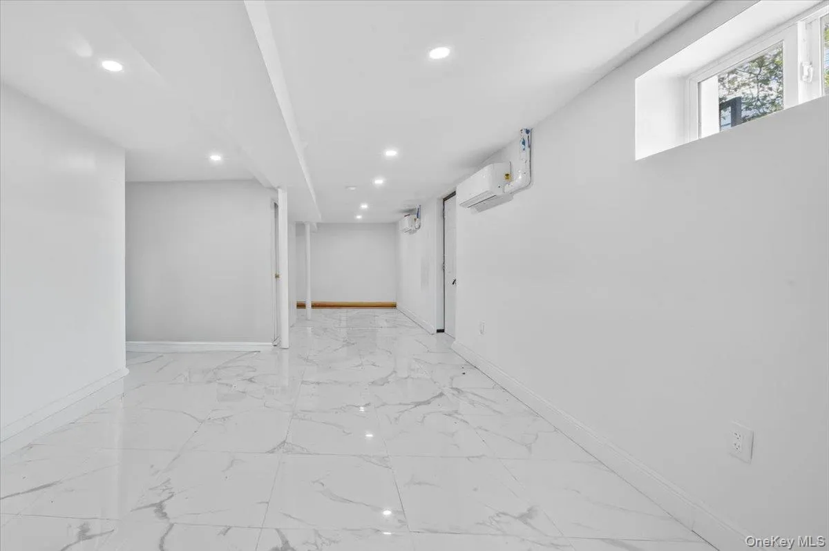 14549 115th Avenue, New York, NY, 4 Bedrooms Bedrooms, 4 Rooms Rooms,3 BathroomsBathrooms,Residential,For Rent,115th,0,1008348 14549 115th Avenue, New York, NY, 4 Bedrooms Bedrooms, 4 Rooms Rooms,3 BathroomsBathrooms,Residential,For Rent,115th,0,1008348