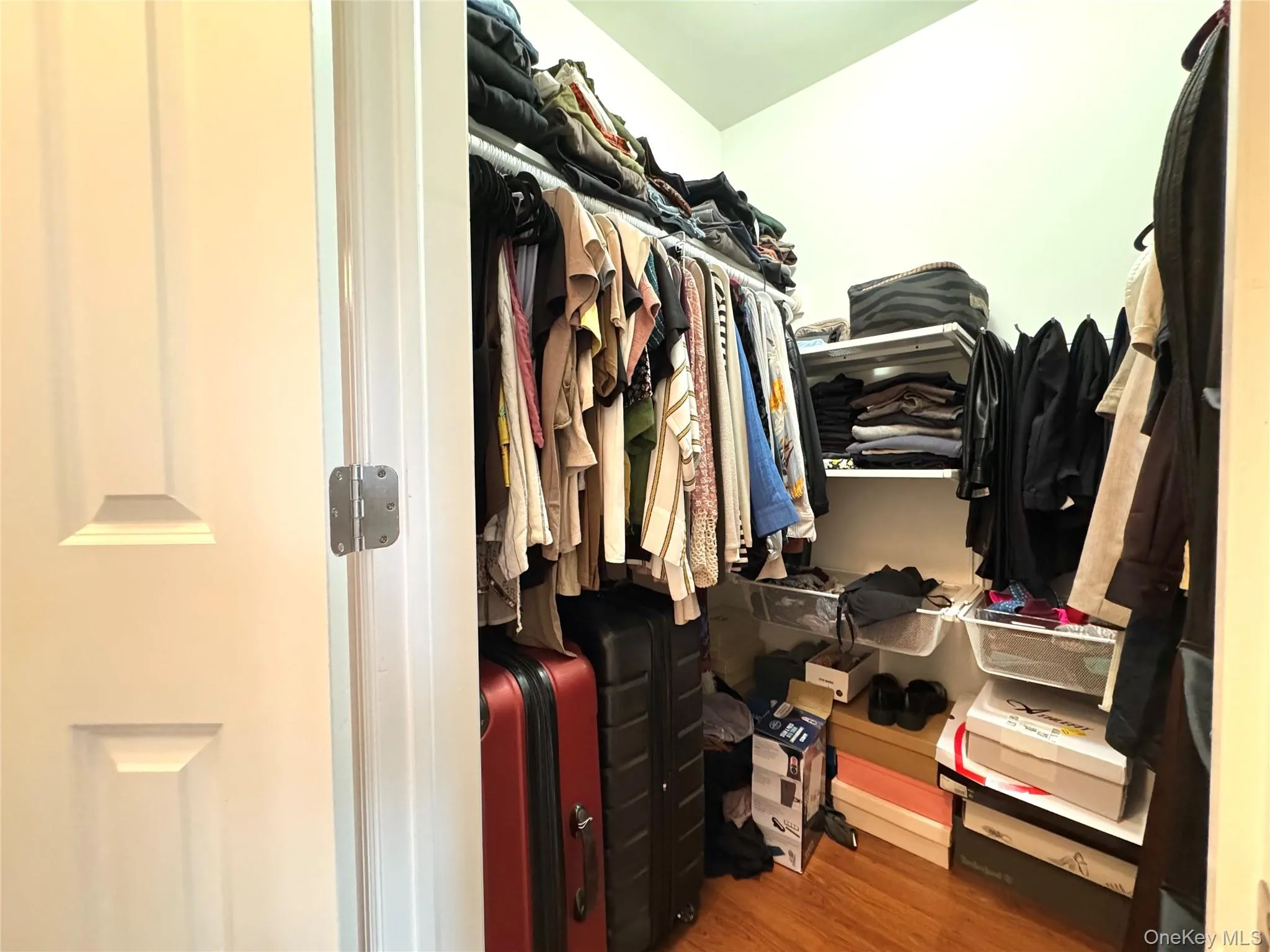 77 Leeward Court, Brookhaven, NY, 2 Bedrooms Bedrooms, 4 Rooms Rooms,2 BathroomsBathrooms,Residential Lease,For Rent,Leeward,0,1008353 77 Leeward Court, Brookhaven, NY, 2 Bedrooms Bedrooms, 4 Rooms Rooms,2 BathroomsBathrooms,Residential Lease,For Rent,Leeward,0,1008353