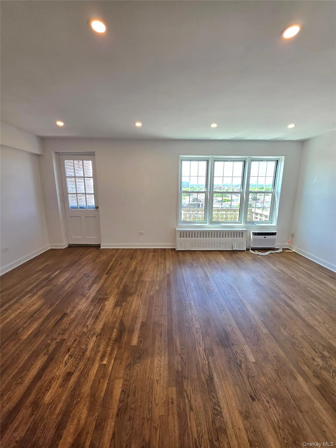 151-15 84th Street, New York, NY, 3 Rooms Rooms,1 BathroomBathrooms,Residential,For Rent,84th,0,1008356 151-15 84th Street, New York, NY, 3 Rooms Rooms,1 BathroomBathrooms,Residential,For Rent,84th,0,1008356