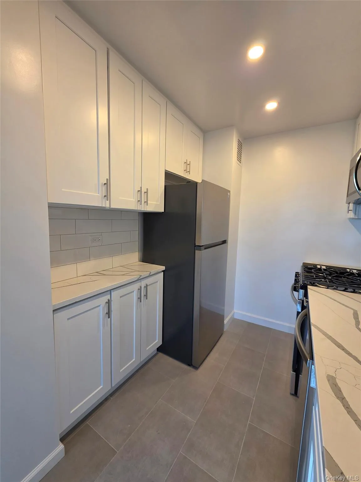 151-15 84th Street, New York, NY, 3 Rooms Rooms,1 BathroomBathrooms,Residential,For Rent,84th,0,1008356 151-15 84th Street, New York, NY, 3 Rooms Rooms,1 BathroomBathrooms,Residential,For Rent,84th,0,1008356