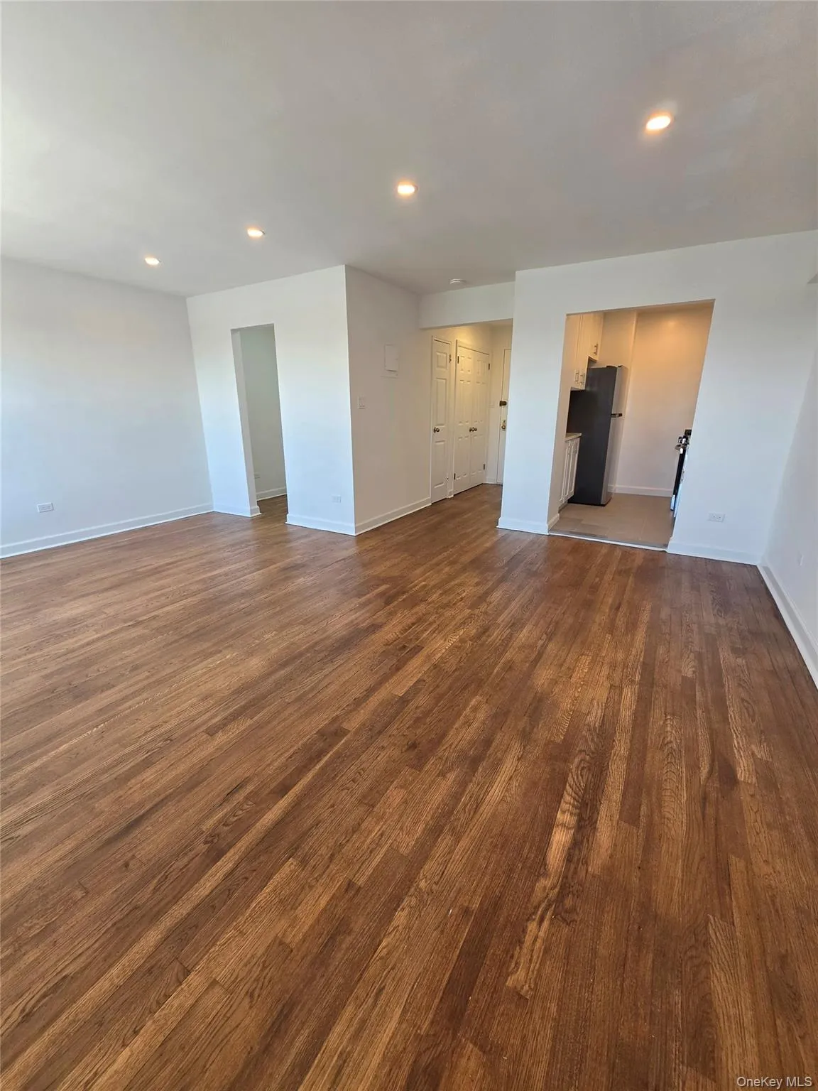 151-15 84th Street, New York, NY, 3 Rooms Rooms,1 BathroomBathrooms,Residential,For Rent,84th,0,1008356 151-15 84th Street, New York, NY, 3 Rooms Rooms,1 BathroomBathrooms,Residential,For Rent,84th,0,1008356