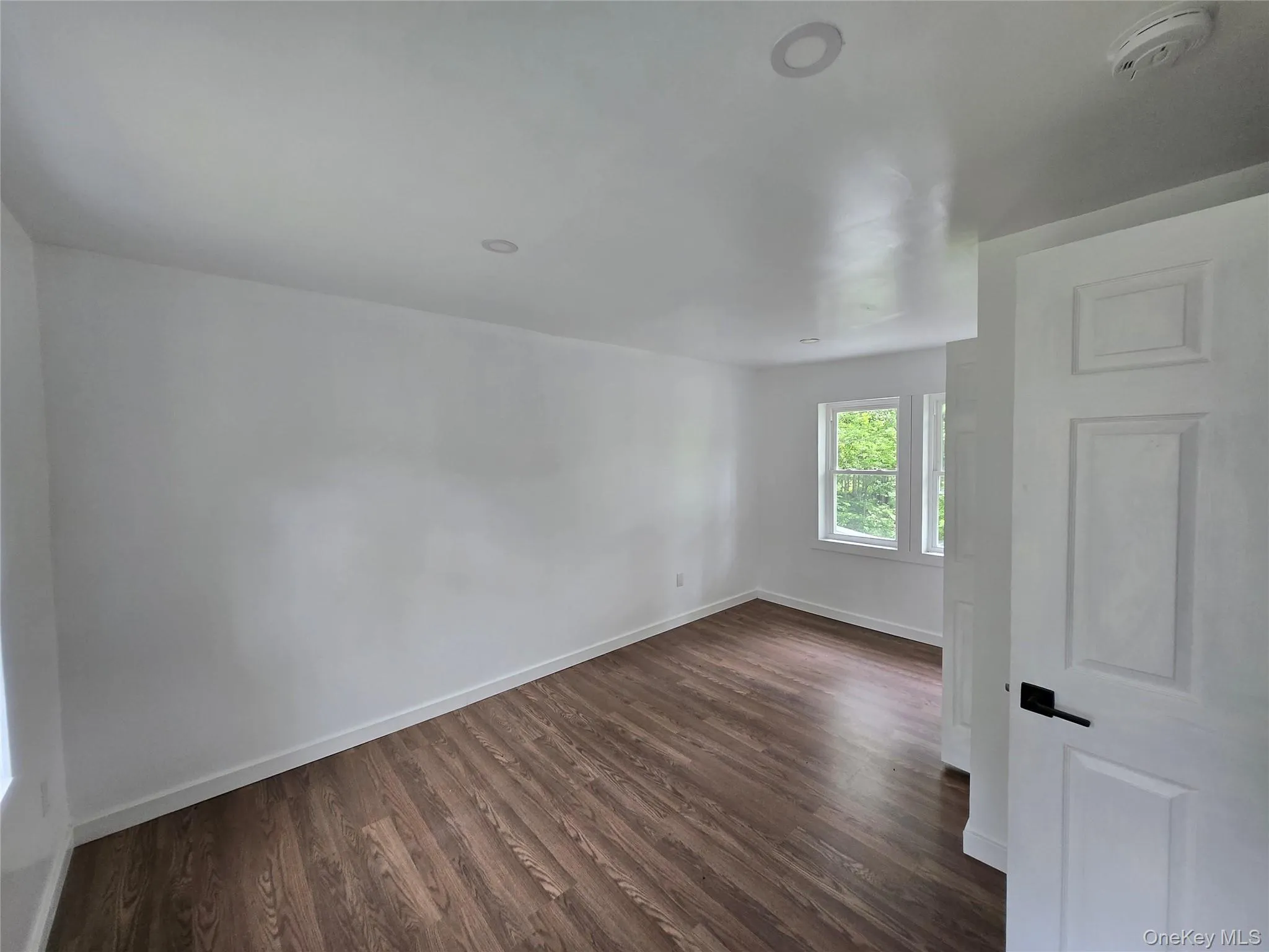 11 Spring Glen Road, Fallsburg, NY, 4 Bedrooms Bedrooms, 6 Rooms Rooms,2 BathroomsBathrooms,Residential,For Rent,Spring Glen,0,1008357 11 Spring Glen Road, Fallsburg, NY, 4 Bedrooms Bedrooms, 6 Rooms Rooms,2 BathroomsBathrooms,Residential,For Rent,Spring Glen,0,1008357