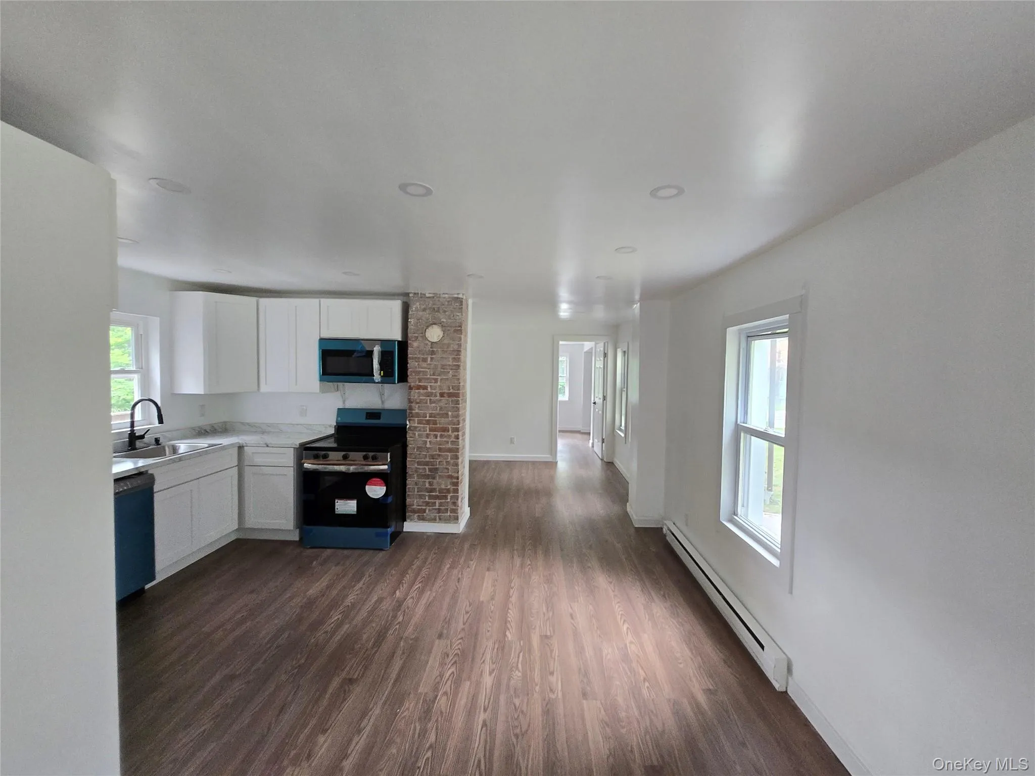 11 Spring Glen Road, Fallsburg, NY, 4 Bedrooms Bedrooms, 6 Rooms Rooms,2 BathroomsBathrooms,Residential,For Rent,Spring Glen,0,1008357 11 Spring Glen Road, Fallsburg, NY, 4 Bedrooms Bedrooms, 6 Rooms Rooms,2 BathroomsBathrooms,Residential,For Rent,Spring Glen,0,1008357