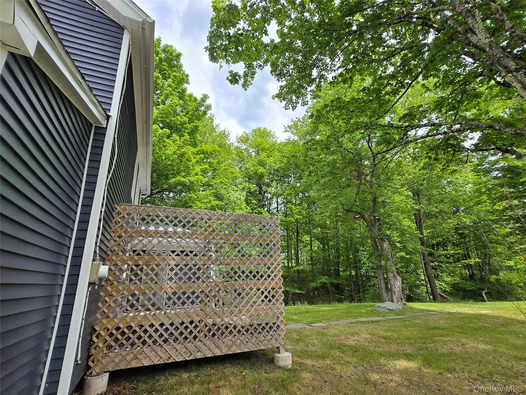 11 Spring Glen Road, Fallsburg, NY, 4 Bedrooms Bedrooms, 6 Rooms Rooms,2 BathroomsBathrooms,Residential,For Rent,Spring Glen,0,1008357 11 Spring Glen Road, Fallsburg, NY, 4 Bedrooms Bedrooms, 6 Rooms Rooms,2 BathroomsBathrooms,Residential,For Rent,Spring Glen,0,1008357
