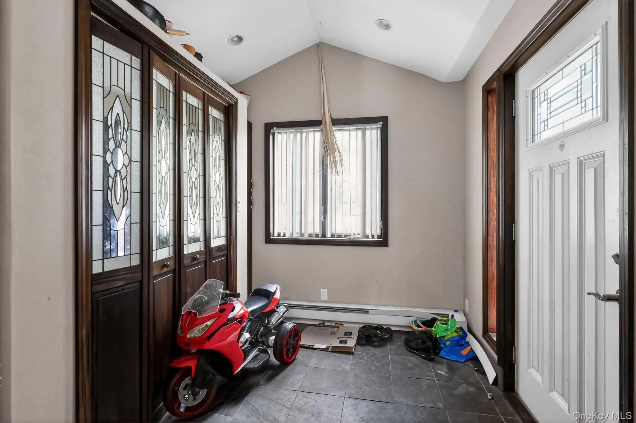 28 Richards Avenue, Thompson, NY, 4 Bedrooms Bedrooms, 4 Rooms Rooms,2 BathroomsBathrooms,Residential,For Rent,Richards,0,1008361 28 Richards Avenue, Thompson, NY, 4 Bedrooms Bedrooms, 4 Rooms Rooms,2 BathroomsBathrooms,Residential,For Rent,Richards,0,1008361