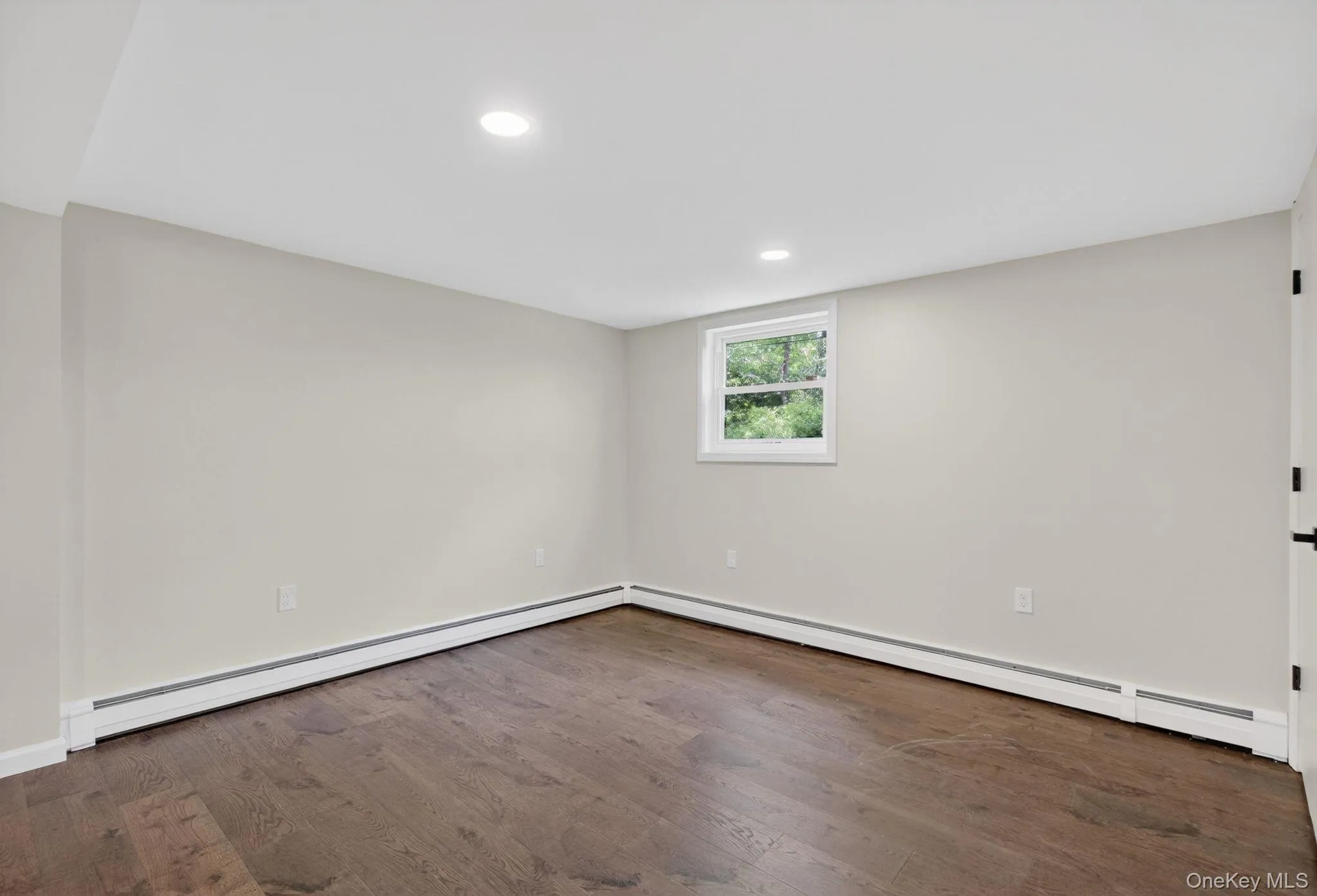 17 Janice Drive, Middletown, NY, 3 Bedrooms Bedrooms, 6 Rooms Rooms,1 BathroomBathrooms,Residential,For Rent,Janice,0,1008363 17 Janice Drive, Middletown, NY, 3 Bedrooms Bedrooms, 6 Rooms Rooms,1 BathroomBathrooms,Residential,For Rent,Janice,0,1008363