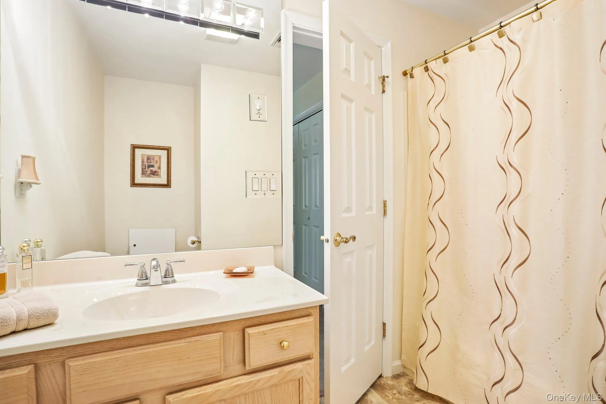 148 Foltim Way, Clarkstown, NY, 2 Bedrooms Bedrooms, 6 Rooms Rooms,2 BathroomsBathrooms,Residential,For Rent,Foltim,0,1008365 148 Foltim Way, Clarkstown, NY, 2 Bedrooms Bedrooms, 6 Rooms Rooms,2 BathroomsBathrooms,Residential,For Rent,Foltim,0,1008365