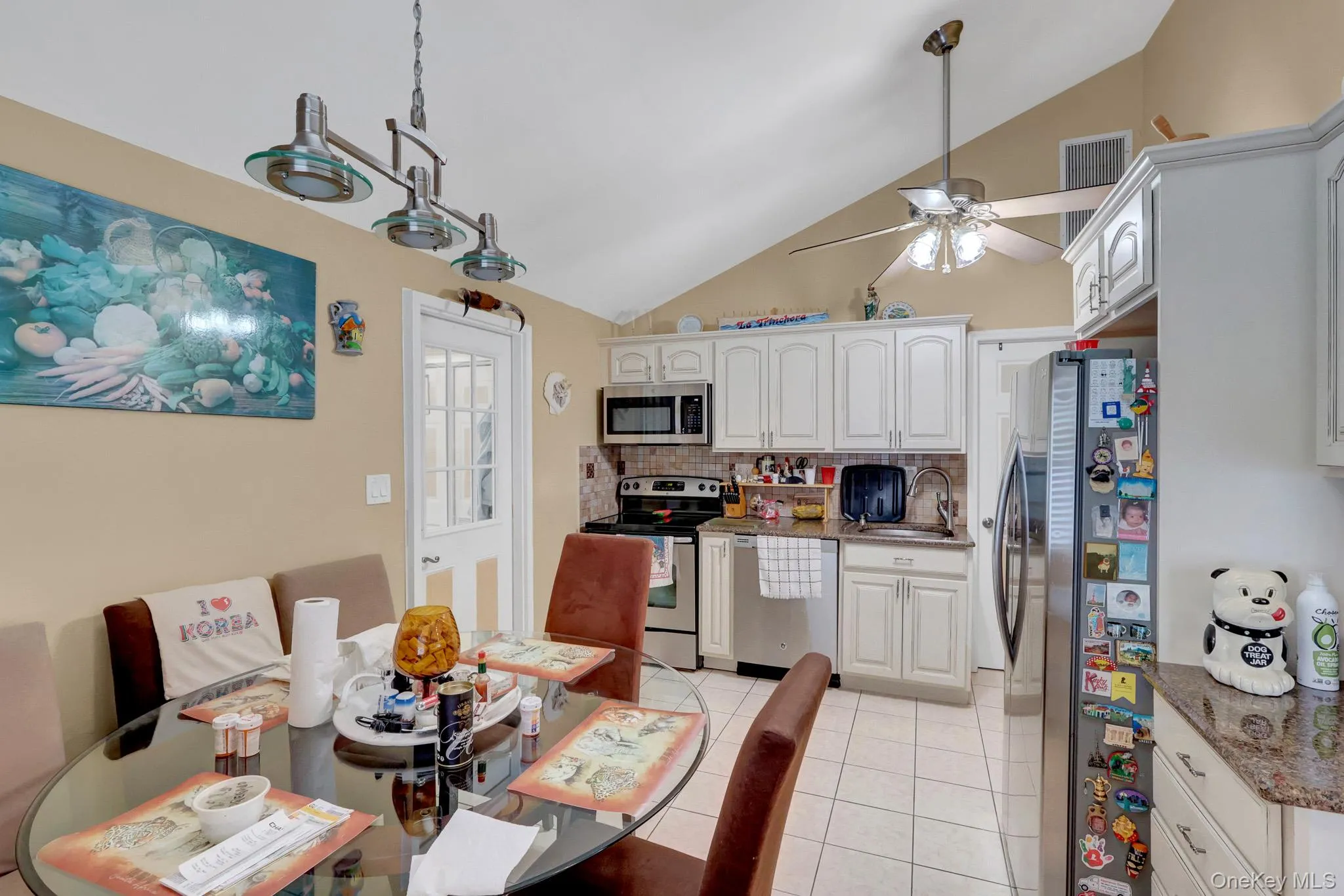 3104 Royal Avenue, Hempstead, NY, 2 Bedrooms Bedrooms, 6 Rooms Rooms,1 BathroomBathrooms,Residential,For Rent,Royal,0,1008376 3104 Royal Avenue, Hempstead, NY, 2 Bedrooms Bedrooms, 6 Rooms Rooms,1 BathroomBathrooms,Residential,For Rent,Royal,0,1008376