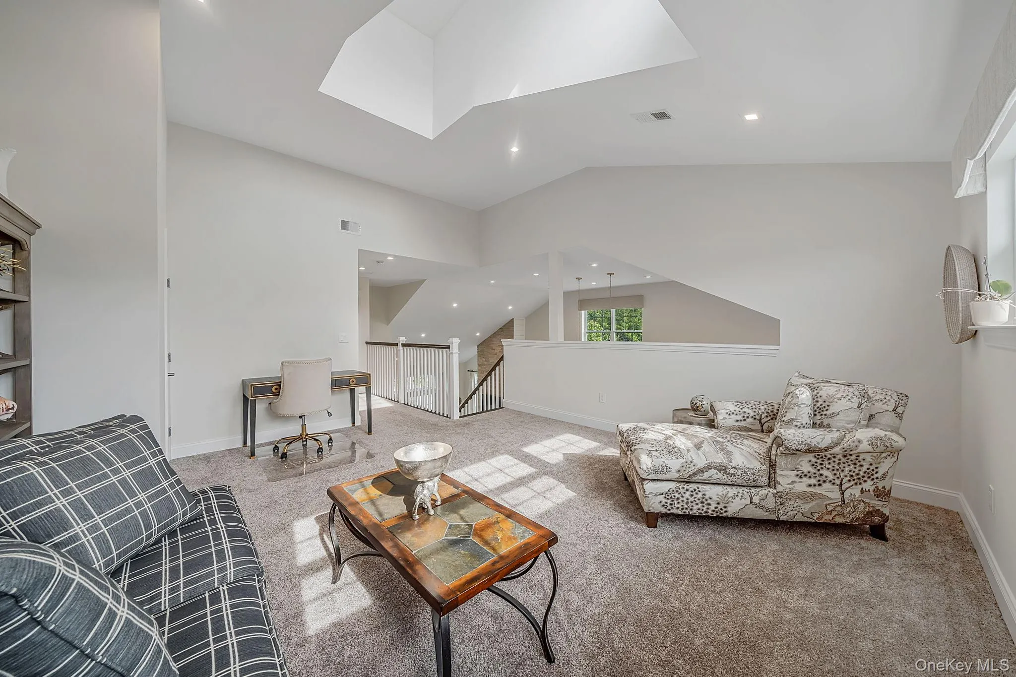 51 Farm Acre Circle, Brookhaven, NY, 2 Bedrooms Bedrooms, 7 Rooms Rooms,2 BathroomsBathrooms,Residential,For Rent,Farm Acre,0,1008377 51 Farm Acre Circle, Brookhaven, NY, 2 Bedrooms Bedrooms, 7 Rooms Rooms,2 BathroomsBathrooms,Residential,For Rent,Farm Acre,0,1008377