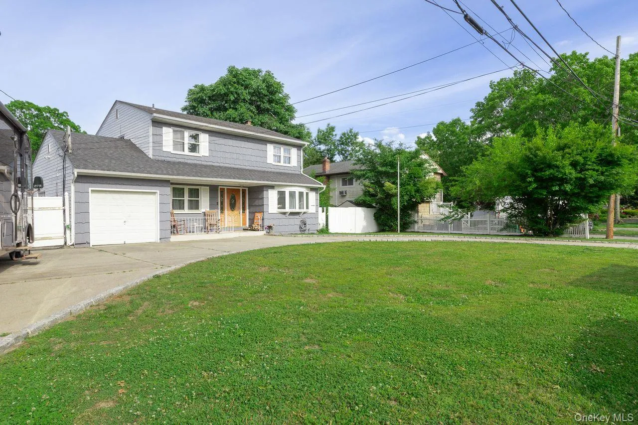 299 Mount Vernon Avenue, Brookhaven, NY, 5 Bedrooms Bedrooms, 8 Rooms Rooms,2 BathroomsBathrooms,Residential,For Rent,Mount Vernon,0,1008378 299 Mount Vernon Avenue, Brookhaven, NY, 5 Bedrooms Bedrooms, 8 Rooms Rooms,2 BathroomsBathrooms,Residential,For Rent,Mount Vernon,0,1008378