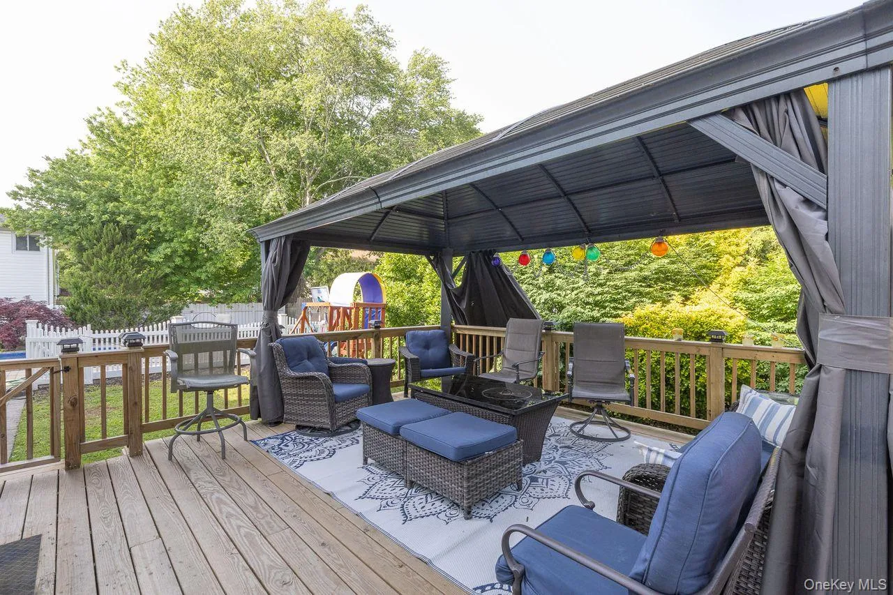 299 Mount Vernon Avenue, Brookhaven, NY, 5 Bedrooms Bedrooms, 8 Rooms Rooms,2 BathroomsBathrooms,Residential,For Rent,Mount Vernon,0,1008378 299 Mount Vernon Avenue, Brookhaven, NY, 5 Bedrooms Bedrooms, 8 Rooms Rooms,2 BathroomsBathrooms,Residential,For Rent,Mount Vernon,0,1008378