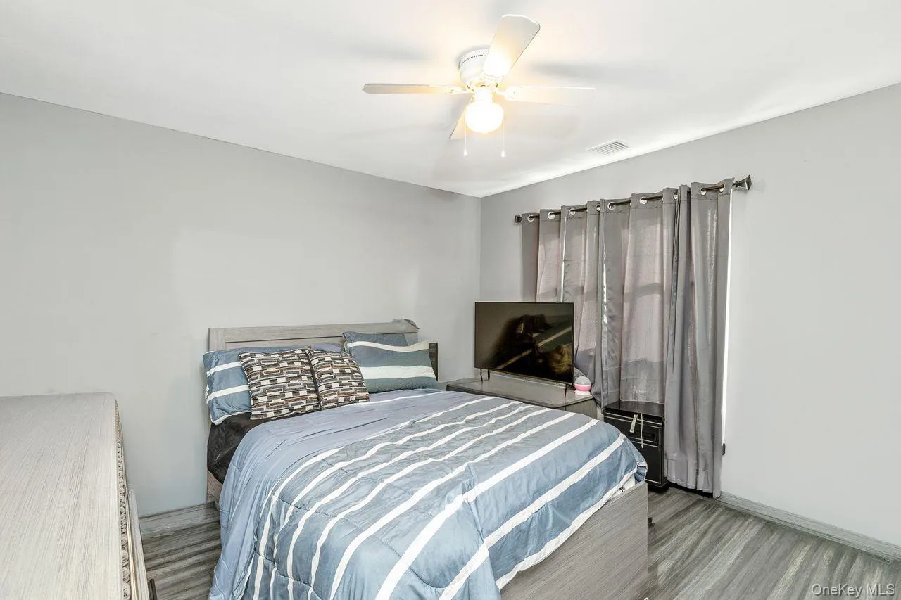 299 Mount Vernon Avenue, Brookhaven, NY, 5 Bedrooms Bedrooms, 8 Rooms Rooms,2 BathroomsBathrooms,Residential,For Rent,Mount Vernon,0,1008378 299 Mount Vernon Avenue, Brookhaven, NY, 5 Bedrooms Bedrooms, 8 Rooms Rooms,2 BathroomsBathrooms,Residential,For Rent,Mount Vernon,0,1008378