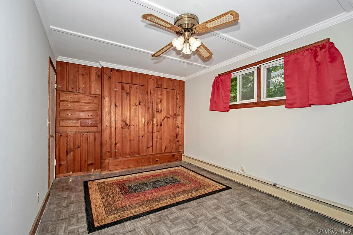 Good Closet Space Good Closet Space