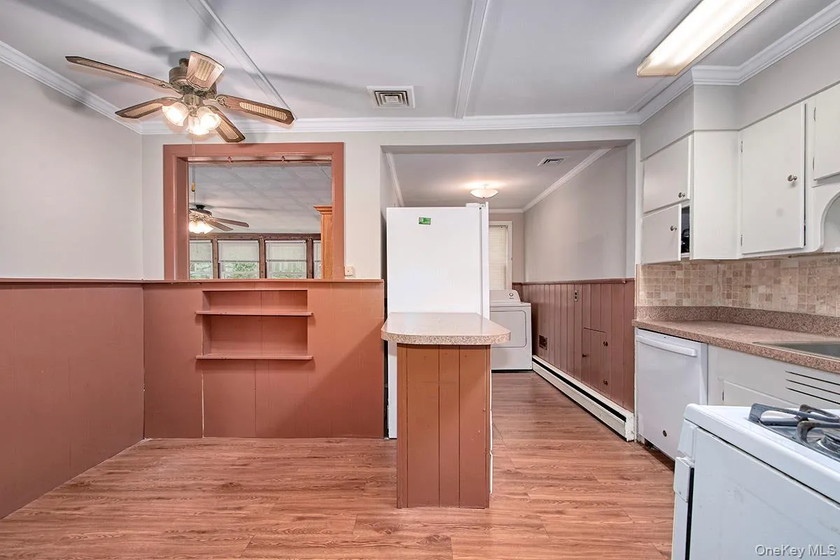 910 Linda Avenue, Mount Pleasant, NY, 2 Bedrooms Bedrooms, 5 Rooms Rooms,1 BathroomBathrooms,Residential,For Rent,Linda,0,1008383 910 Linda Avenue, Mount Pleasant, NY, 2 Bedrooms Bedrooms, 5 Rooms Rooms,1 BathroomBathrooms,Residential,For Rent,Linda,0,1008383