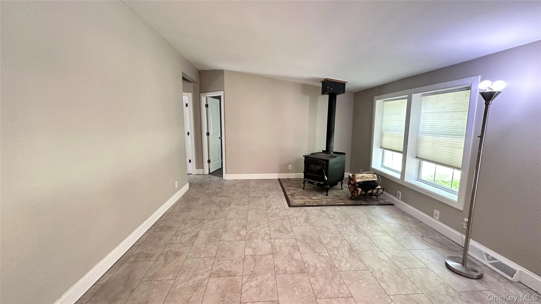 81 Lindholm Road, Fallsburg, NY, 4 Bedrooms Bedrooms, 6 Rooms Rooms,2 BathroomsBathrooms,Residential,For Rent,Lindholm,0,1008393 81 Lindholm Road, Fallsburg, NY, 4 Bedrooms Bedrooms, 6 Rooms Rooms,2 BathroomsBathrooms,Residential,For Rent,Lindholm,0,1008393