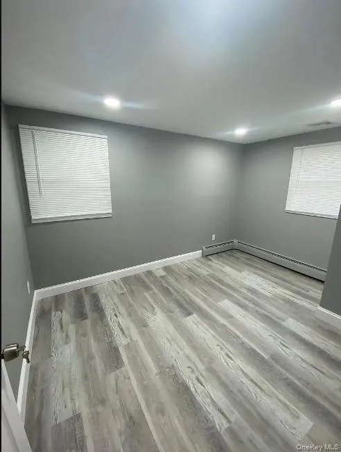 25 Newport Avenue, Brookhaven, NY, 4 Bedrooms Bedrooms, 8 Rooms Rooms,1 BathroomBathrooms,Residential Lease,For Rent,Newport,0,1008401 25 Newport Avenue, Brookhaven, NY, 4 Bedrooms Bedrooms, 8 Rooms Rooms,1 BathroomBathrooms,Residential Lease,For Rent,Newport,0,1008401