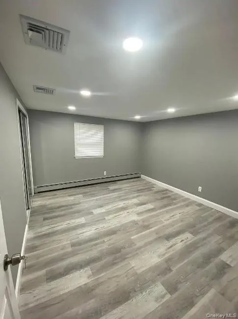 25 Newport Avenue, Brookhaven, NY, 4 Bedrooms Bedrooms, 8 Rooms Rooms,1 BathroomBathrooms,Residential Lease,For Rent,Newport,0,1008401 25 Newport Avenue, Brookhaven, NY, 4 Bedrooms Bedrooms, 8 Rooms Rooms,1 BathroomBathrooms,Residential Lease,For Rent,Newport,0,1008401
