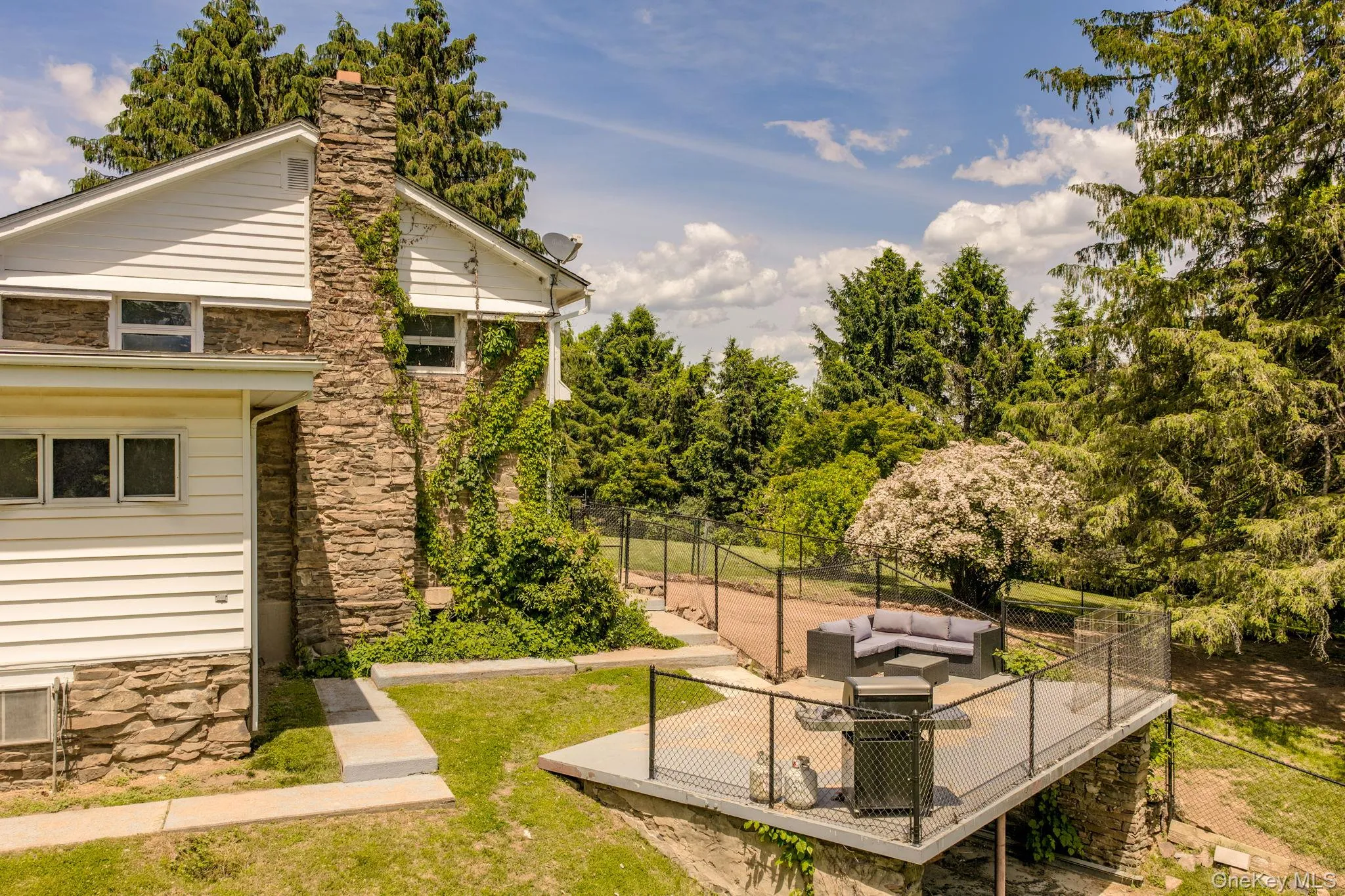 140 Station Road, Esopus, NY, 4 Bedrooms Bedrooms, 10 Rooms Rooms,3 BathroomsBathrooms,Residential,For Rent,Station,0,1008402 140 Station Road, Esopus, NY, 4 Bedrooms Bedrooms, 10 Rooms Rooms,3 BathroomsBathrooms,Residential,For Rent,Station,0,1008402