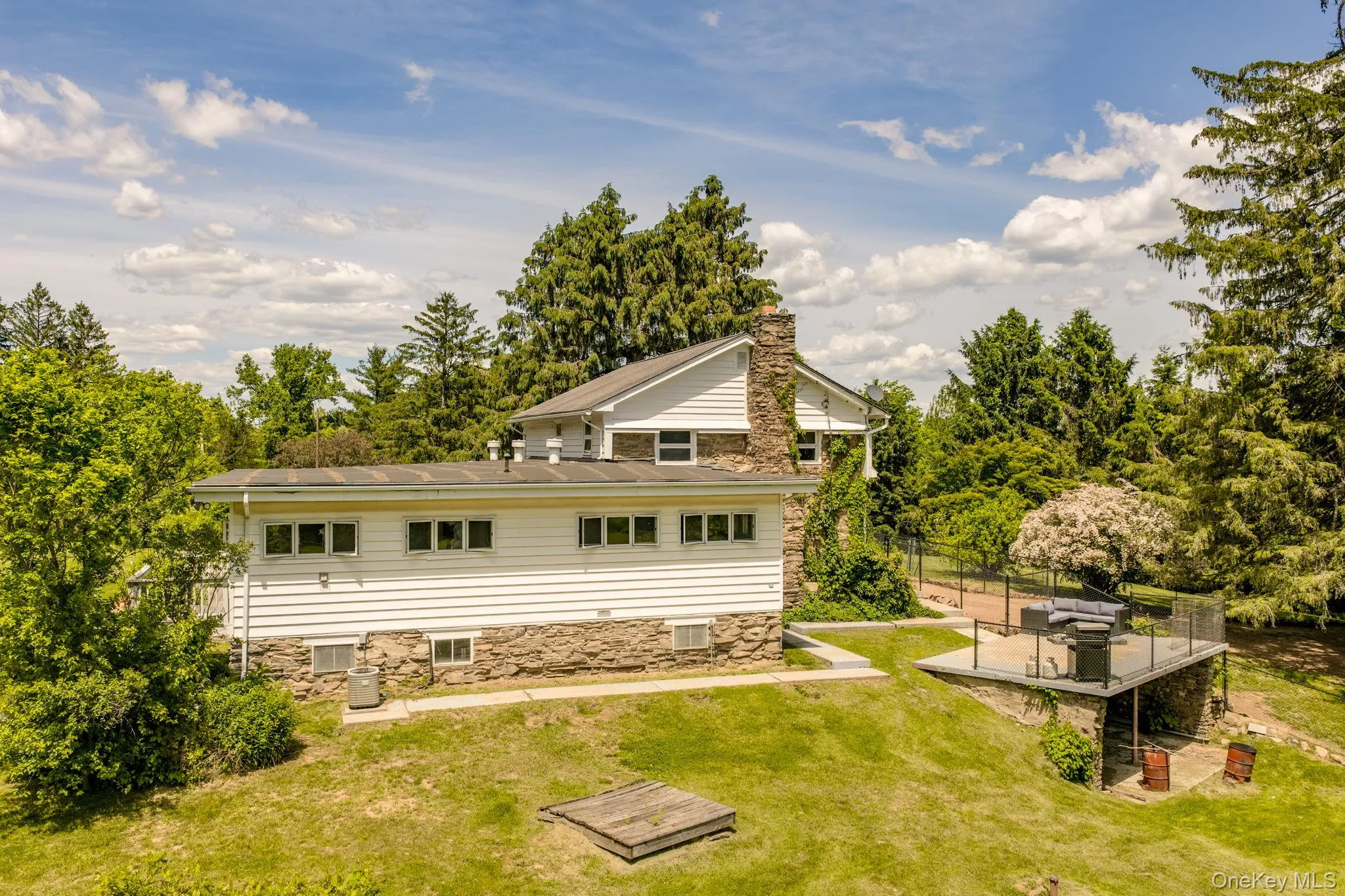 140 Station Road, Esopus, NY, 4 Bedrooms Bedrooms, 10 Rooms Rooms,3 BathroomsBathrooms,Residential,For Rent,Station,0,1008402 140 Station Road, Esopus, NY, 4 Bedrooms Bedrooms, 10 Rooms Rooms,3 BathroomsBathrooms,Residential,For Rent,Station,0,1008402