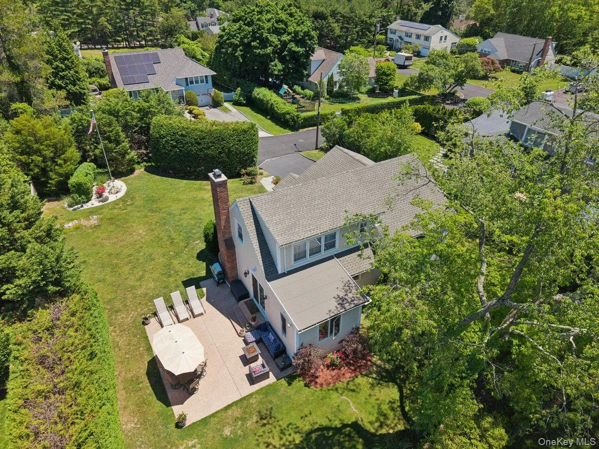 3 Carolyn Place, Eastchester, NY, 3 Bedrooms Bedrooms, 7 Rooms Rooms,3 BathroomsBathrooms,Residential,For Rent,Carolyn,0,1008404 3 Carolyn Place, Eastchester, NY, 3 Bedrooms Bedrooms, 7 Rooms Rooms,3 BathroomsBathrooms,Residential,For Rent,Carolyn,0,1008404