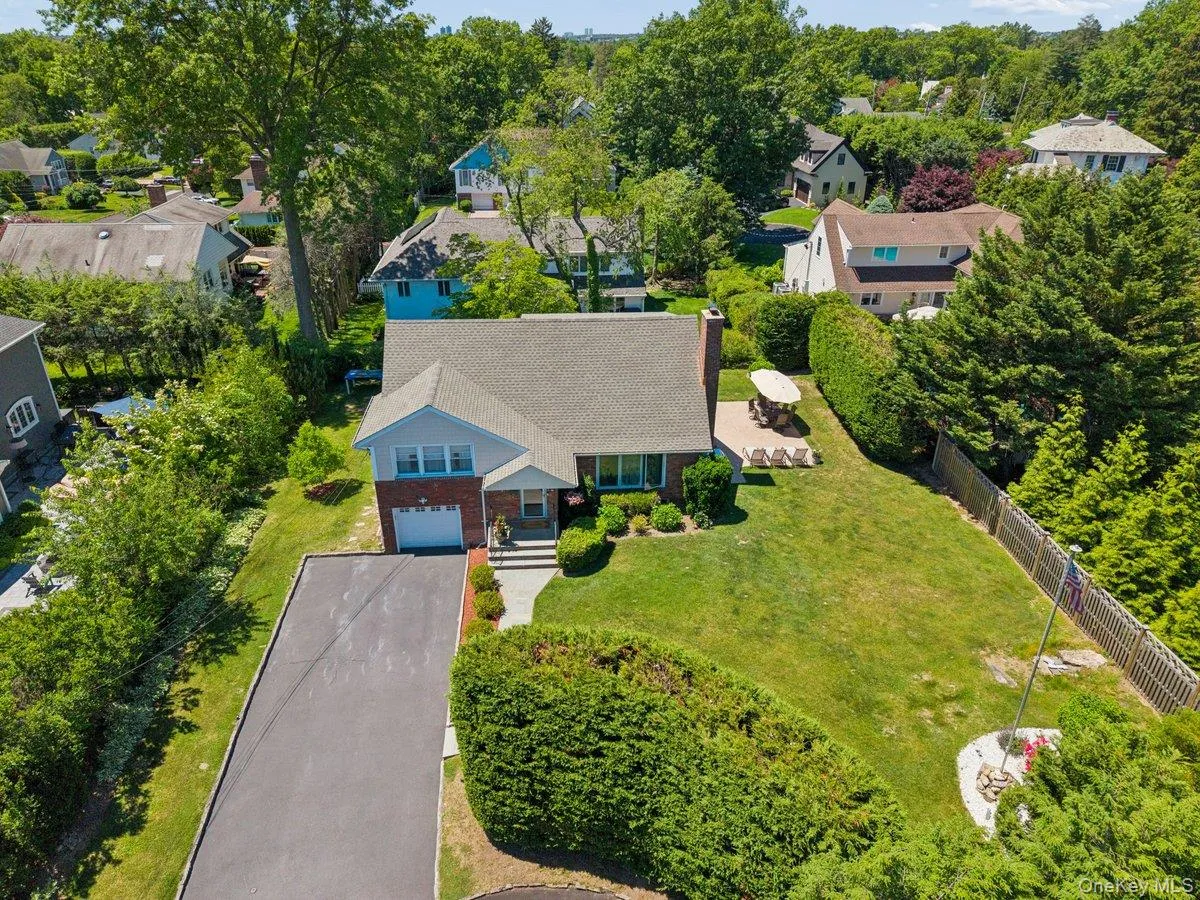 3 Carolyn Place, Eastchester, NY, 3 Bedrooms Bedrooms, 7 Rooms Rooms,3 BathroomsBathrooms,Residential,For Rent,Carolyn,0,1008404 3 Carolyn Place, Eastchester, NY, 3 Bedrooms Bedrooms, 7 Rooms Rooms,3 BathroomsBathrooms,Residential,For Rent,Carolyn,0,1008404