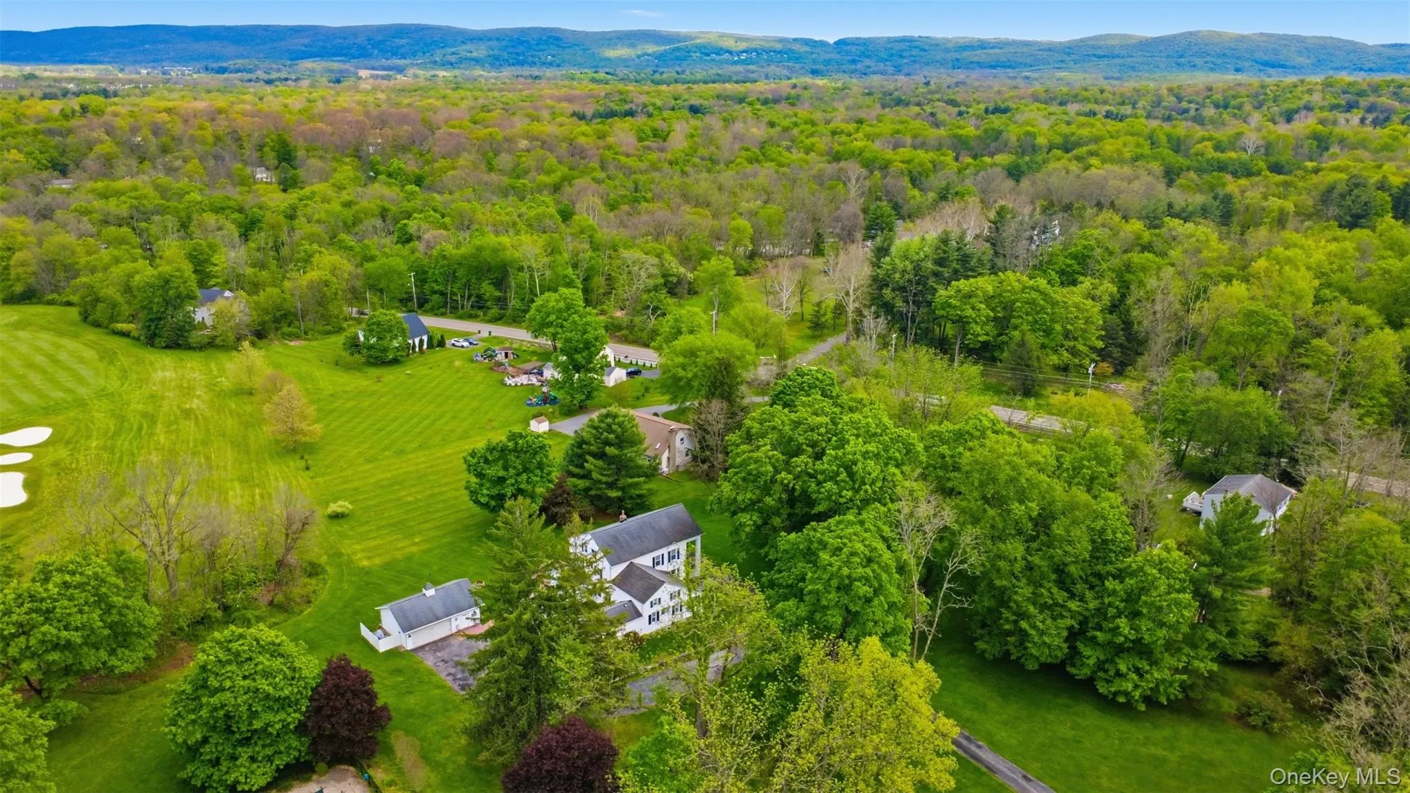 6 Country Club Road, East Fishkill, NY, 5 Bedrooms Bedrooms, 11 Rooms Rooms,2 BathroomsBathrooms,Residential,For Rent,Country Club,0,1008407 6 Country Club Road, East Fishkill, NY, 5 Bedrooms Bedrooms, 11 Rooms Rooms,2 BathroomsBathrooms,Residential,For Rent,Country Club,0,1008407