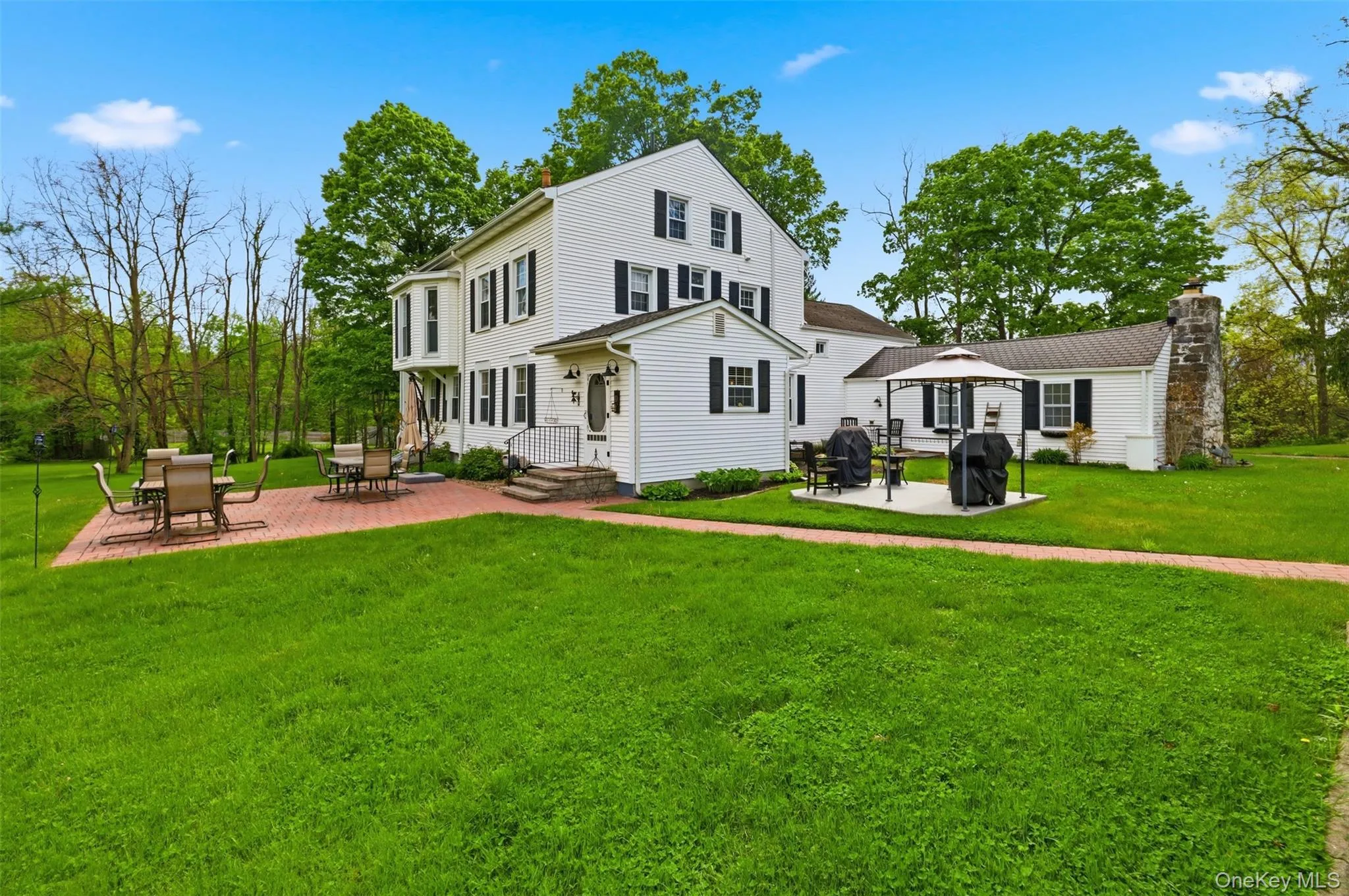 6 Country Club Road, East Fishkill, NY, 5 Bedrooms Bedrooms, 11 Rooms Rooms,2 BathroomsBathrooms,Residential,For Rent,Country Club,0,1008407 6 Country Club Road, East Fishkill, NY, 5 Bedrooms Bedrooms, 11 Rooms Rooms,2 BathroomsBathrooms,Residential,For Rent,Country Club,0,1008407
