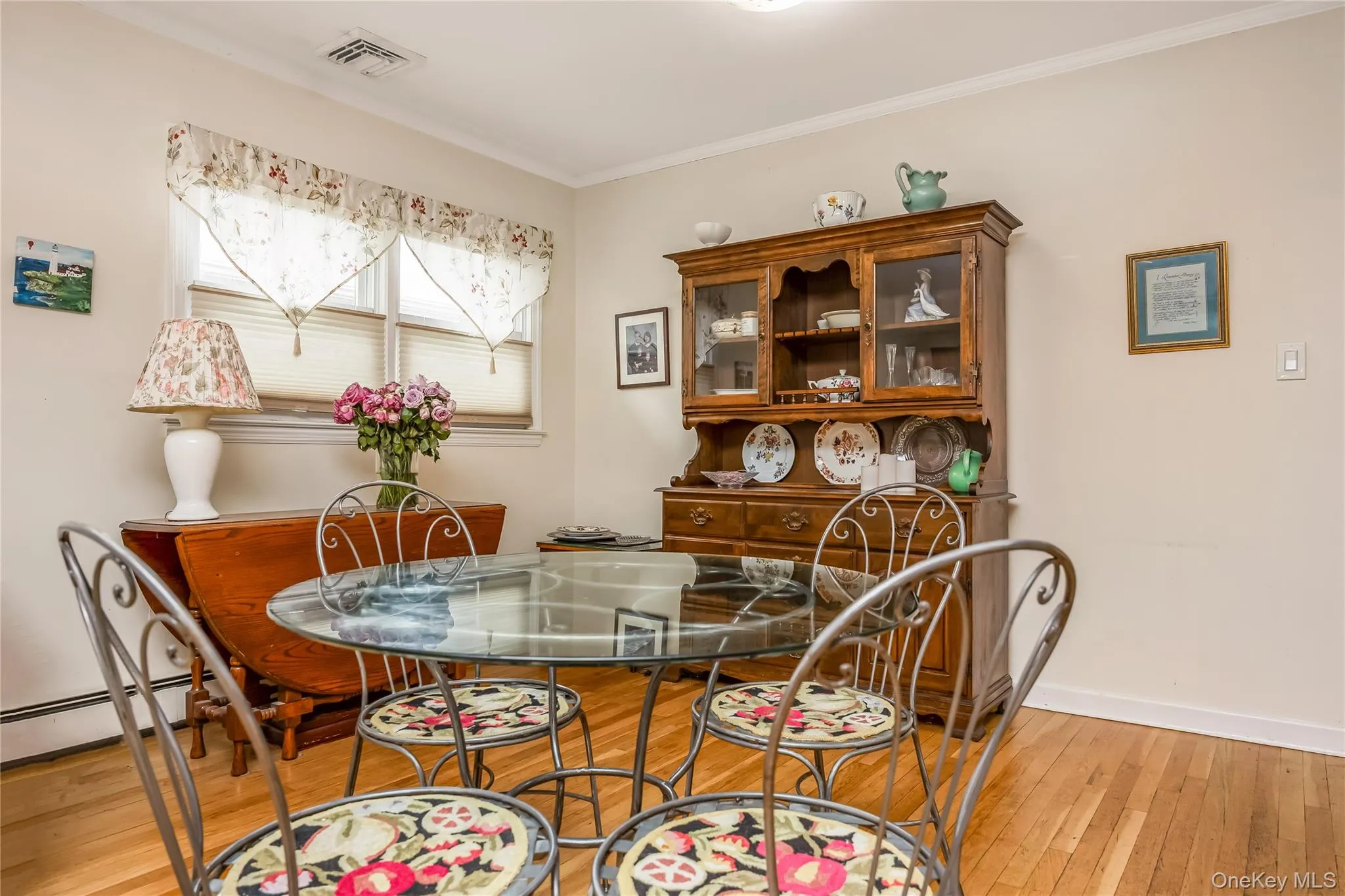 46-06th 247 Street, New York, NY, 3 Bedrooms Bedrooms, 6 Rooms Rooms,1 BathroomBathrooms,Residential,For Rent,247,0,1008408 46-06th 247 Street, New York, NY, 3 Bedrooms Bedrooms, 6 Rooms Rooms,1 BathroomBathrooms,Residential,For Rent,247,0,1008408