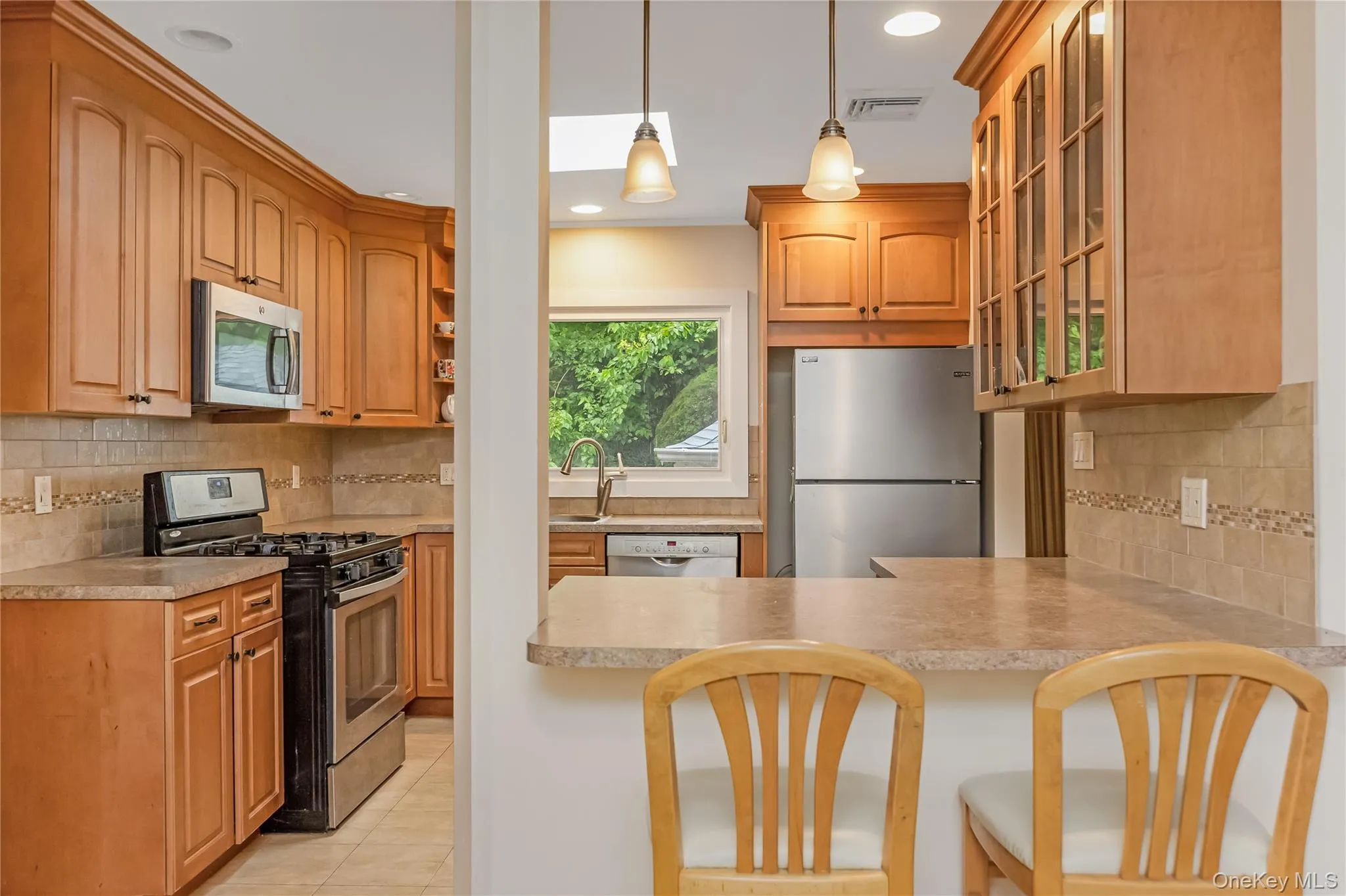 46-06th 247 Street, New York, NY, 3 Bedrooms Bedrooms, 6 Rooms Rooms,1 BathroomBathrooms,Residential,For Rent,247,0,1008408 46-06th 247 Street, New York, NY, 3 Bedrooms Bedrooms, 6 Rooms Rooms,1 BathroomBathrooms,Residential,For Rent,247,0,1008408