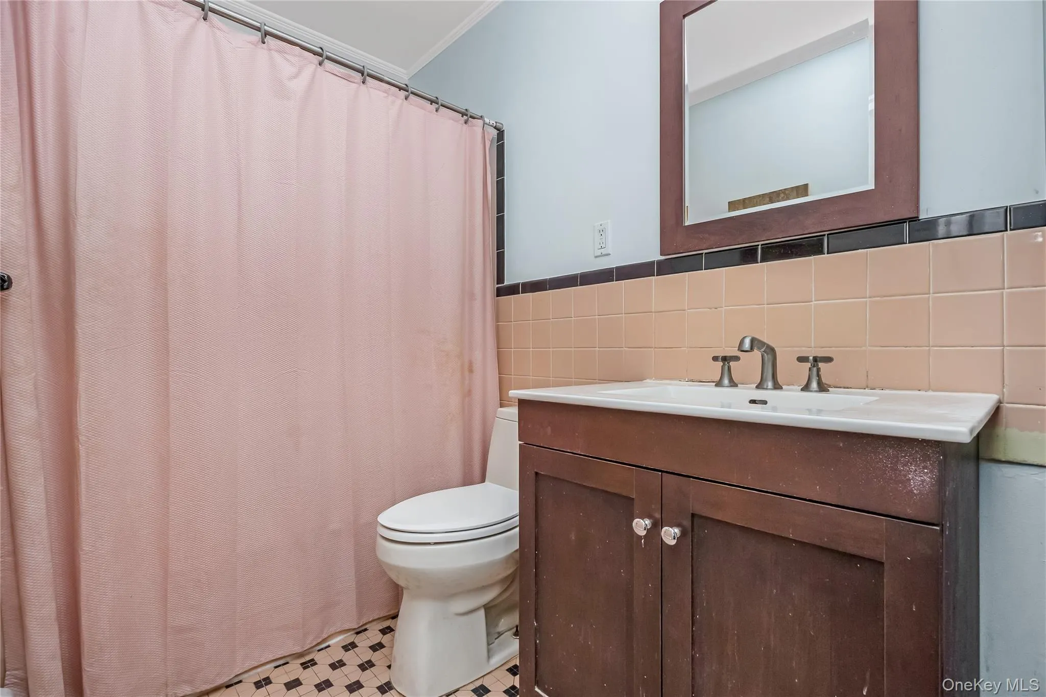46-06th 247 Street, New York, NY, 3 Bedrooms Bedrooms, 6 Rooms Rooms,1 BathroomBathrooms,Residential,For Rent,247,0,1008408 46-06th 247 Street, New York, NY, 3 Bedrooms Bedrooms, 6 Rooms Rooms,1 BathroomBathrooms,Residential,For Rent,247,0,1008408