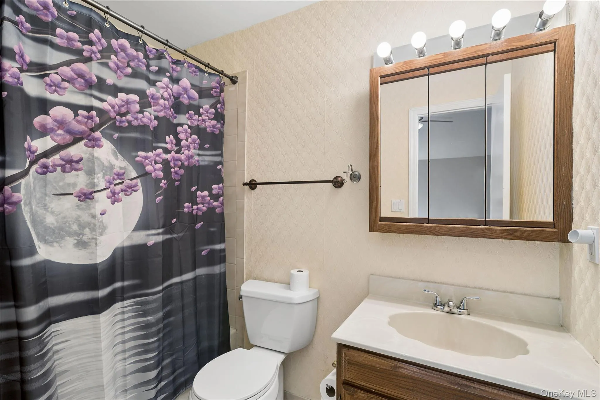 5 Grendon Lane, Brookhaven, NY, 5 Bedrooms Bedrooms, 11 Rooms Rooms,5 BathroomsBathrooms,Residential,For Rent,Grendon,0,1008410 5 Grendon Lane, Brookhaven, NY, 5 Bedrooms Bedrooms, 11 Rooms Rooms,5 BathroomsBathrooms,Residential,For Rent,Grendon,0,1008410