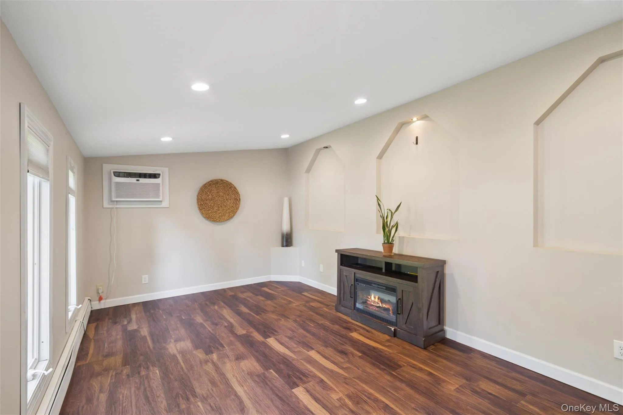 5 Grendon Lane, Brookhaven, NY, 5 Bedrooms Bedrooms, 11 Rooms Rooms,5 BathroomsBathrooms,Residential,For Rent,Grendon,0,1008410 5 Grendon Lane, Brookhaven, NY, 5 Bedrooms Bedrooms, 11 Rooms Rooms,5 BathroomsBathrooms,Residential,For Rent,Grendon,0,1008410