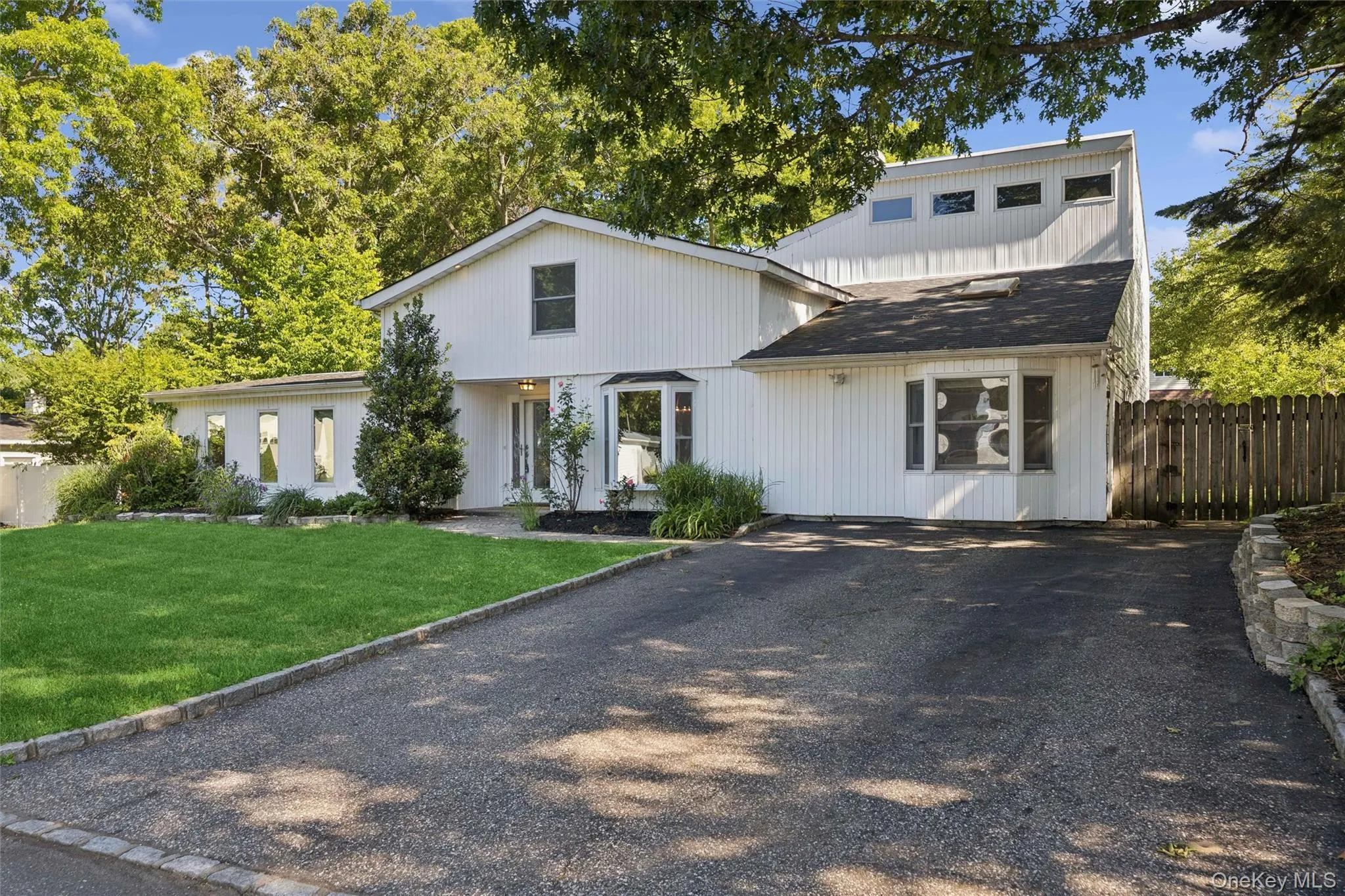 5 Grendon Lane, Brookhaven, NY, 5 Bedrooms Bedrooms, 11 Rooms Rooms,5 BathroomsBathrooms,Residential,For Rent,Grendon,0,1008410 5 Grendon Lane, Brookhaven, NY, 5 Bedrooms Bedrooms, 11 Rooms Rooms,5 BathroomsBathrooms,Residential,For Rent,Grendon,0,1008410