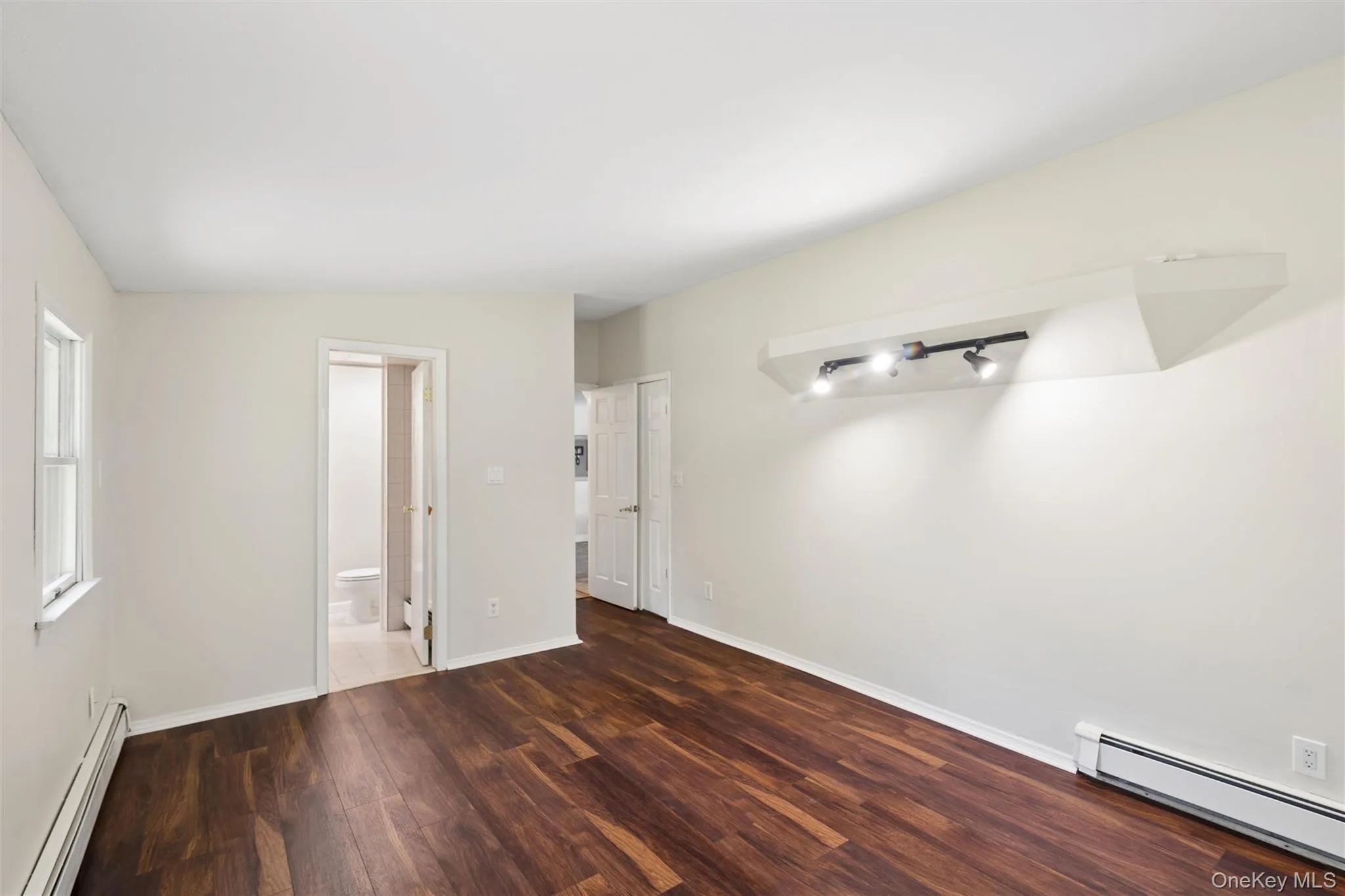 5 Grendon Lane, Brookhaven, NY, 5 Bedrooms Bedrooms, 11 Rooms Rooms,5 BathroomsBathrooms,Residential,For Rent,Grendon,0,1008410 5 Grendon Lane, Brookhaven, NY, 5 Bedrooms Bedrooms, 11 Rooms Rooms,5 BathroomsBathrooms,Residential,For Rent,Grendon,0,1008410