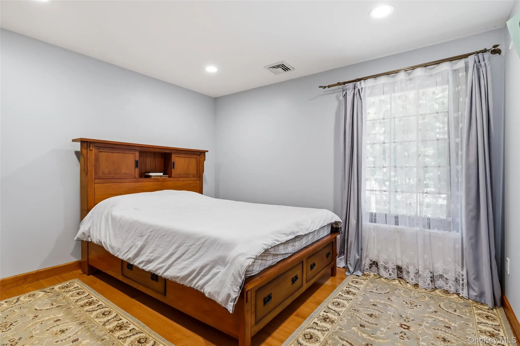225 Old Willets Path, Smithtown, NY, 4 Bedrooms Bedrooms, 10 Rooms Rooms,2 BathroomsBathrooms,Residential,For Rent,Old Willets,0,1008414 225 Old Willets Path, Smithtown, NY, 4 Bedrooms Bedrooms, 10 Rooms Rooms,2 BathroomsBathrooms,Residential,For Rent,Old Willets,0,1008414