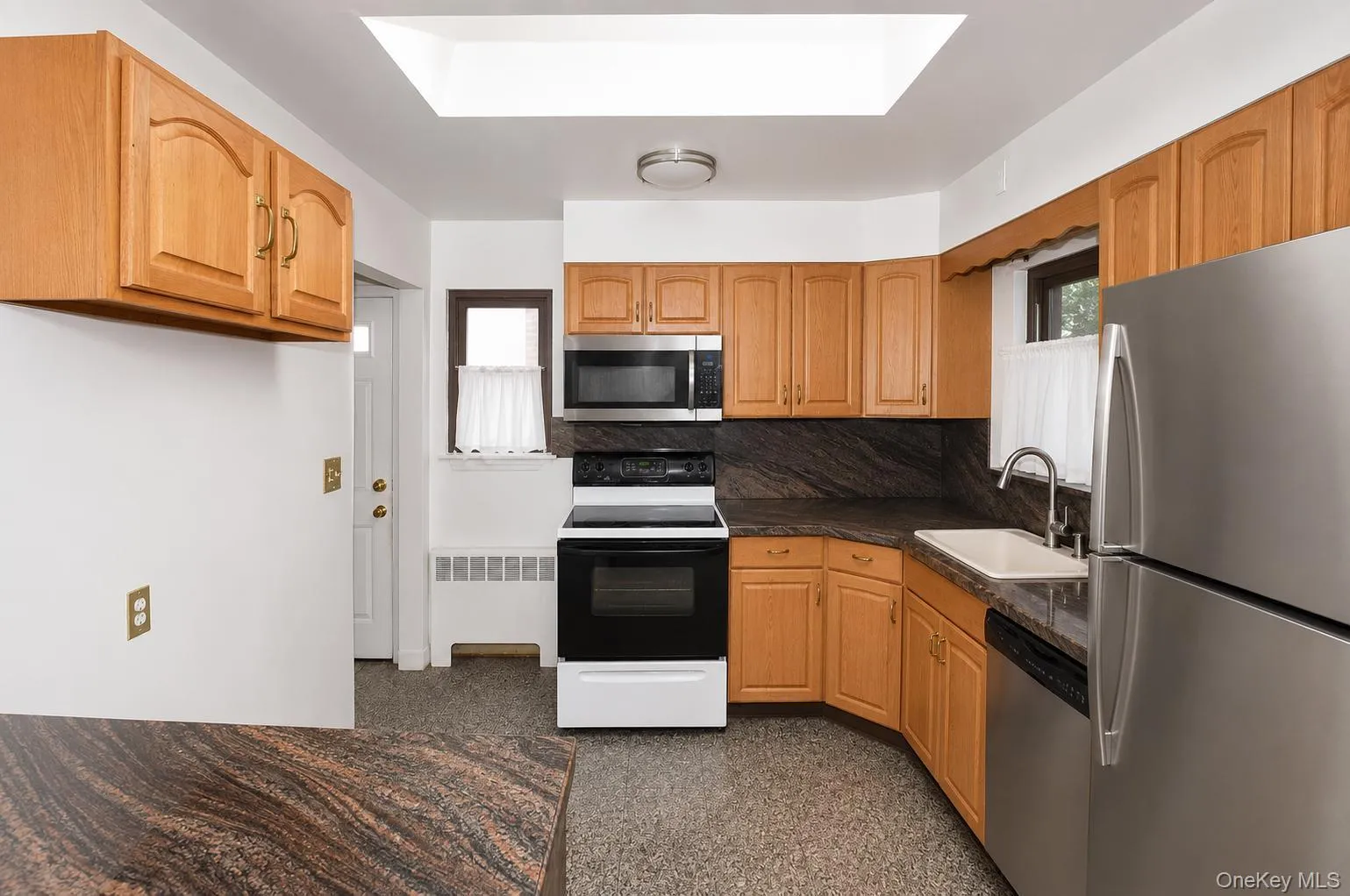 792 Bauer Street, Hempstead, NY, 3 Bedrooms Bedrooms, 7 Rooms Rooms,1 BathroomBathrooms,Residential,For Rent,Bauer,0,1008417 792 Bauer Street, Hempstead, NY, 3 Bedrooms Bedrooms, 7 Rooms Rooms,1 BathroomBathrooms,Residential,For Rent,Bauer,0,1008417