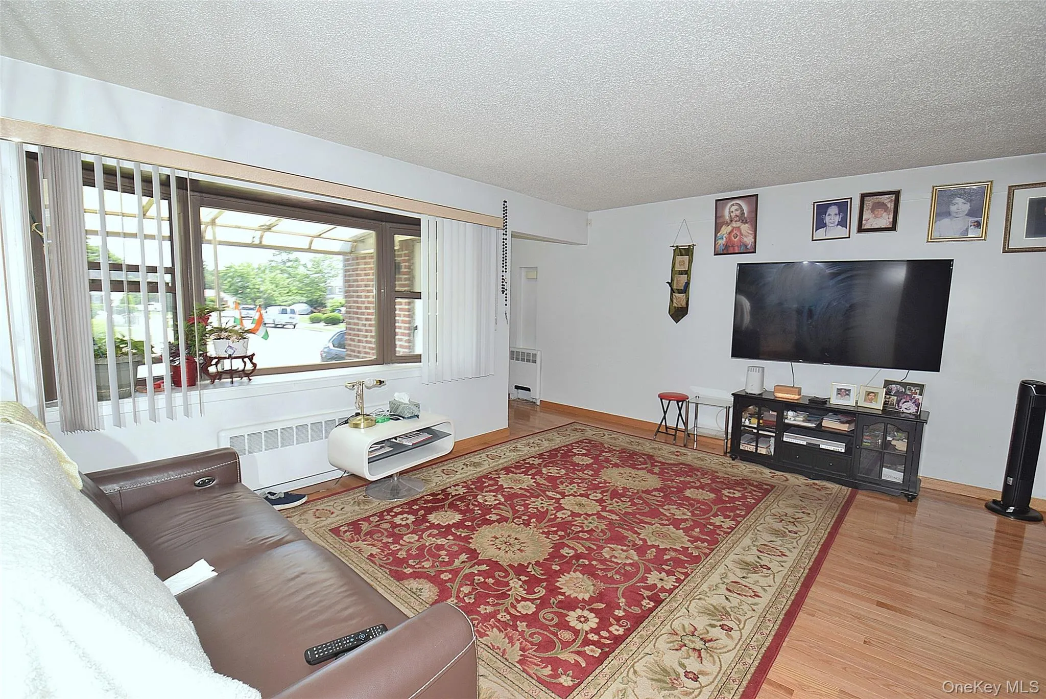 792 Bauer Street, Hempstead, NY, 3 Bedrooms Bedrooms, 7 Rooms Rooms,1 BathroomBathrooms,Residential,For Rent,Bauer,0,KEY1008417 792 Bauer Street, Hempstead, NY, 3 Bedrooms Bedrooms, 7 Rooms Rooms,1 BathroomBathrooms,Residential,For Rent,Bauer,0,KEY1008417