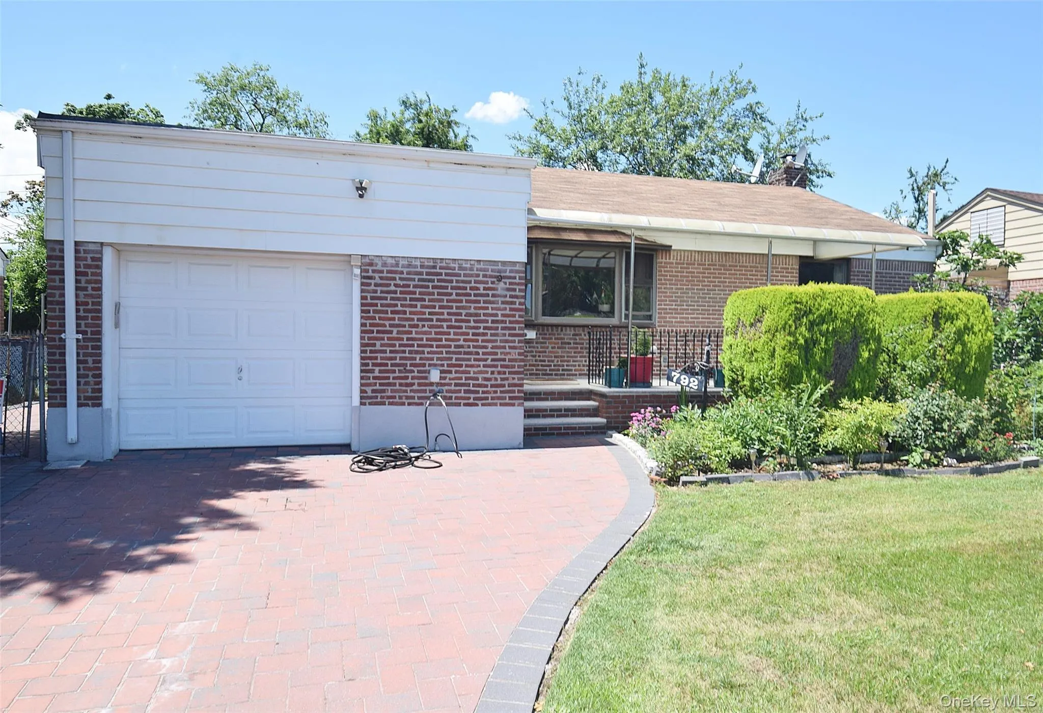 792 Bauer Street, Hempstead, NY, 3 Bedrooms Bedrooms, 7 Rooms Rooms,1 BathroomBathrooms,Residential,For Rent,Bauer,0,1008417 792 Bauer Street, Hempstead, NY, 3 Bedrooms Bedrooms, 7 Rooms Rooms,1 BathroomBathrooms,Residential,For Rent,Bauer,0,1008417